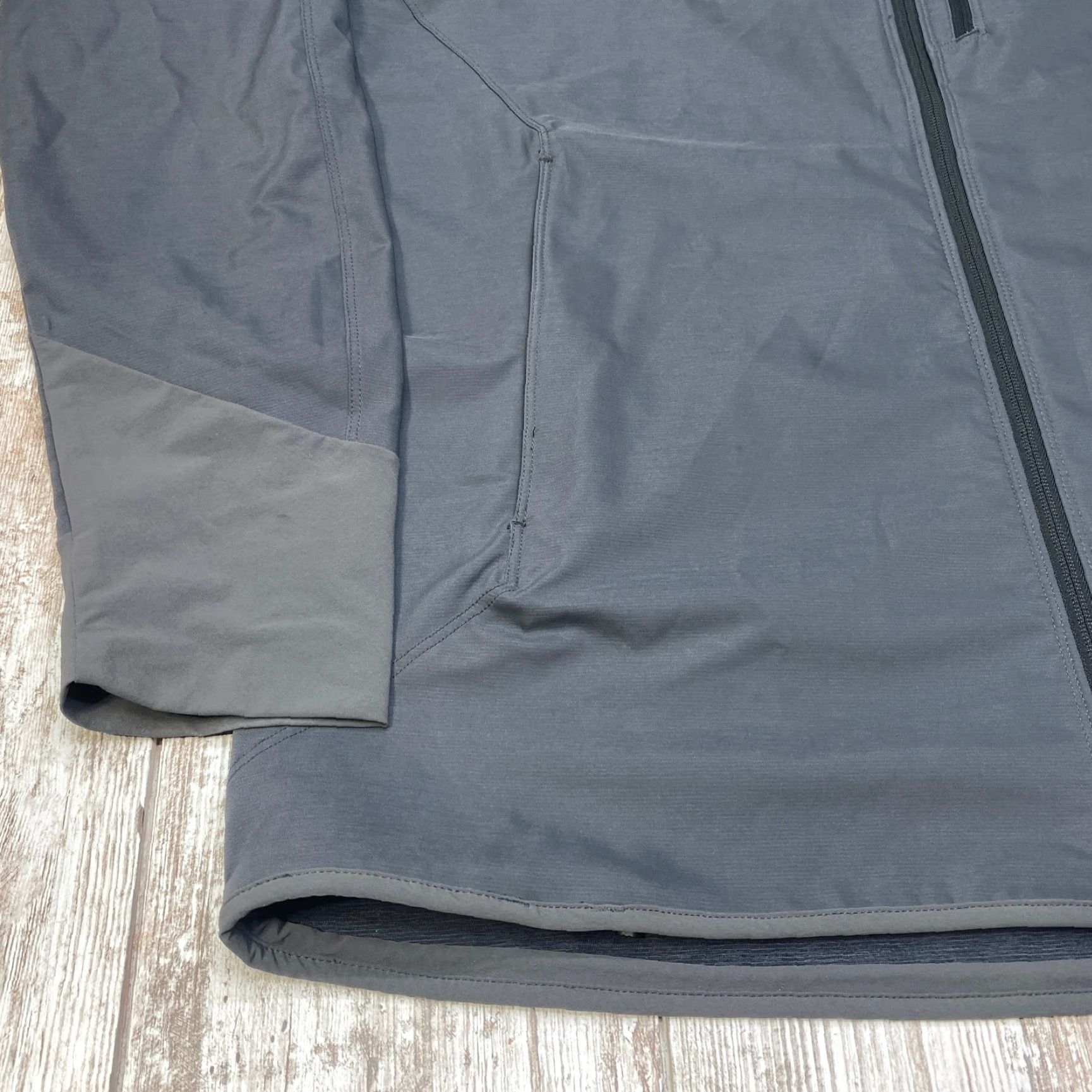 Patagonia Patagonia Jacket 2XL Gray Full Zip Hoody Levitation Men’s Shell 83030 7422 Size US XXL / EU 58 / 5 - 3 Thumbnail