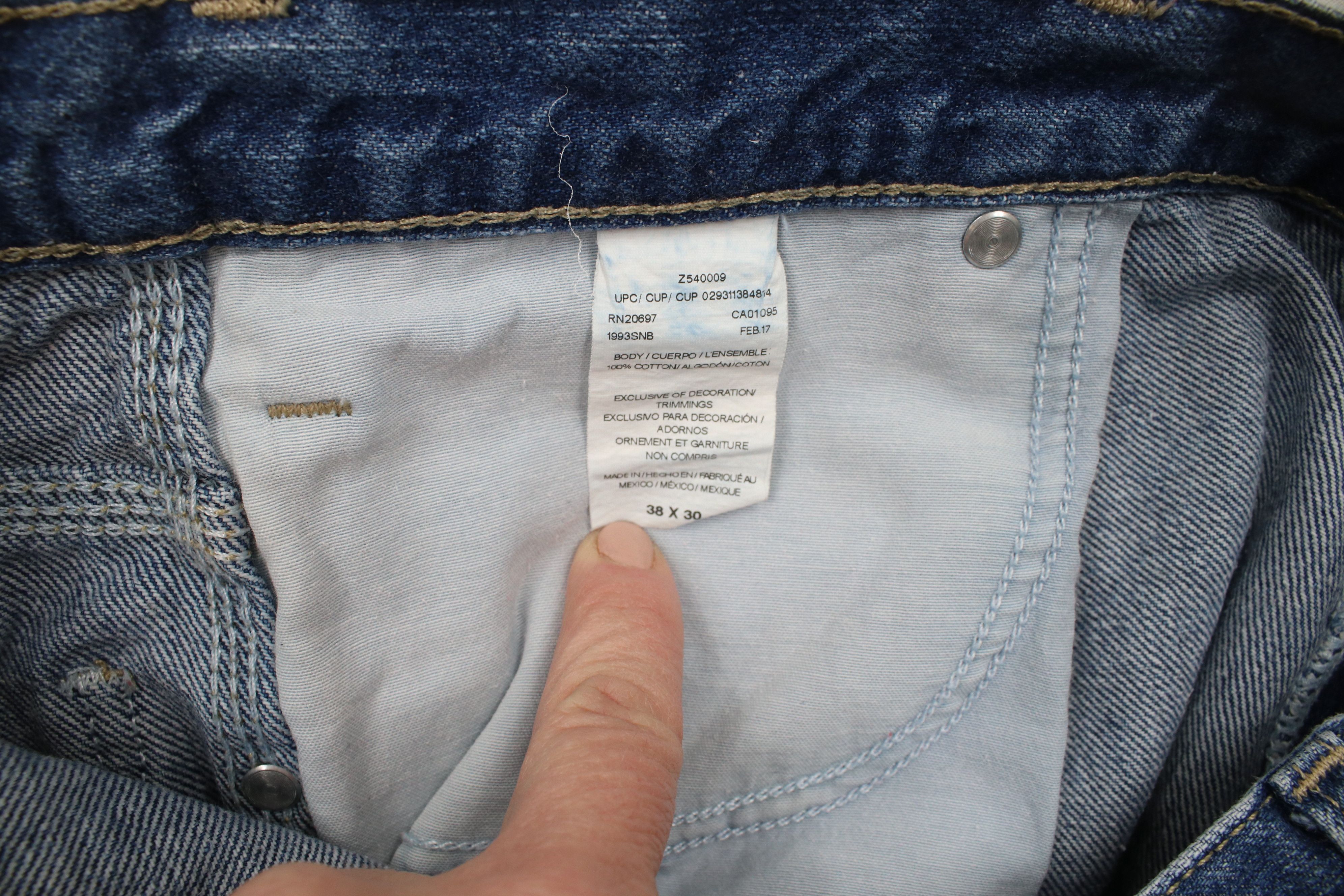 Dickies × Vintage Vintage Y2K Dickies Spell Out Wide Leg Dungaree Denim Jeans Size US 38 / EU 54 - 9 Thumbnail