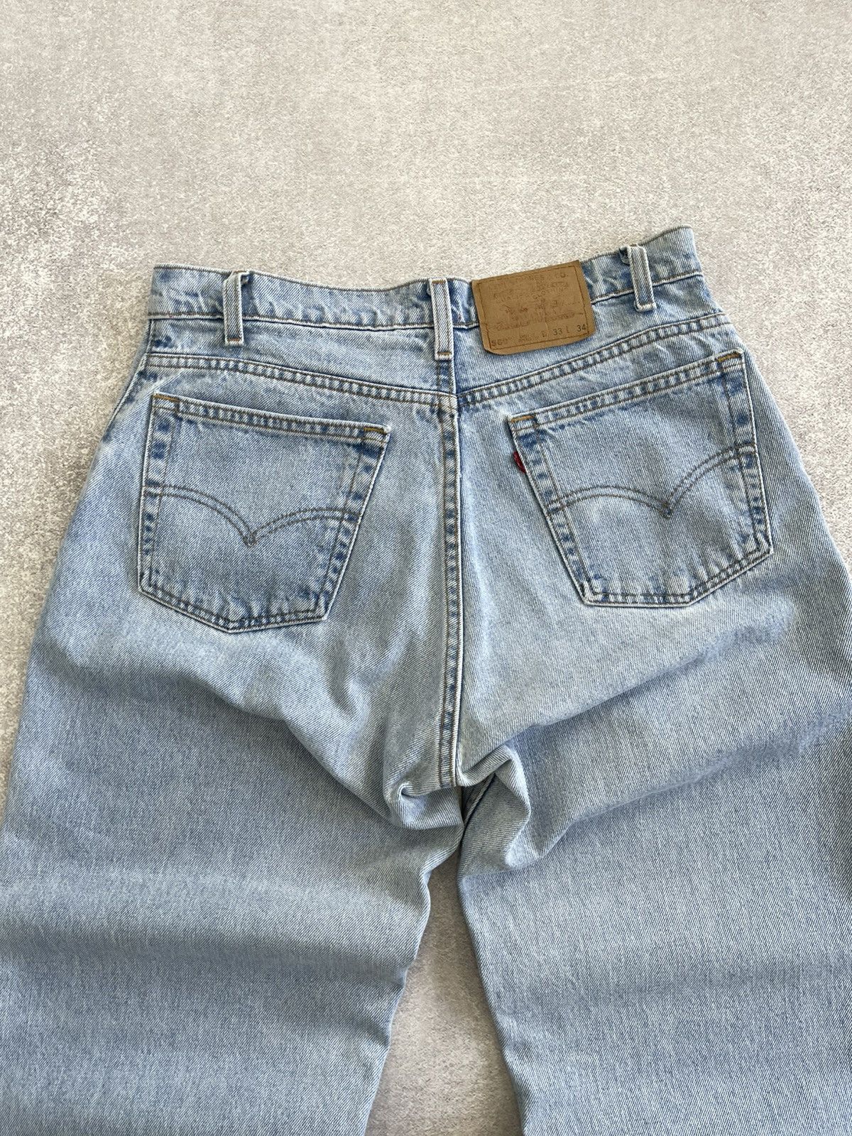Levi's 90's Levi's 560 Loose Fit Tapered Leg Made In USA Jeans Size US 33 - 12 Thumbnail