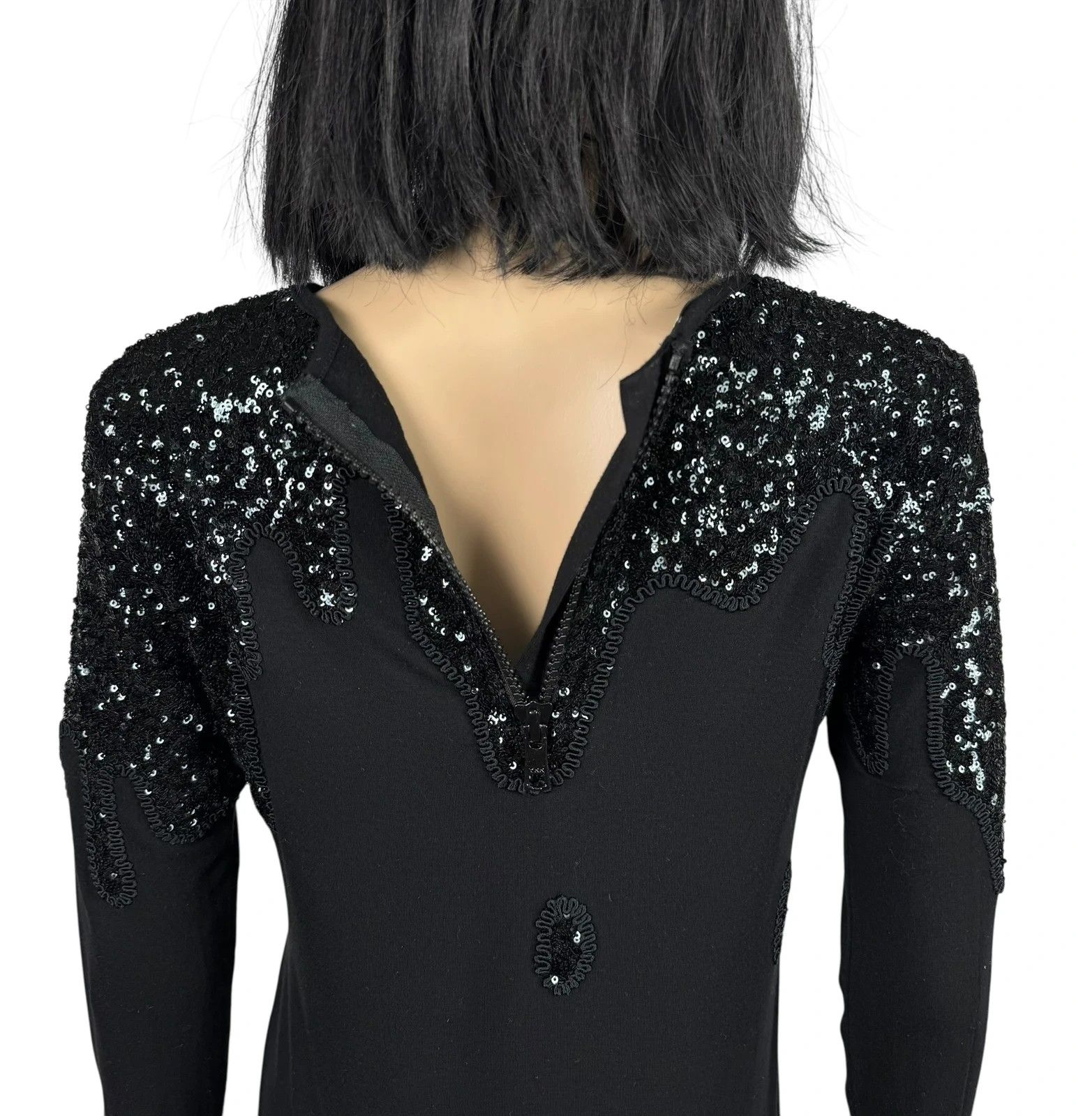 Love Moschino Love Moschino Sequined Dress Viscose size GB8 I40 Size S / US 4 / IT 40 - 13 Thumbnail