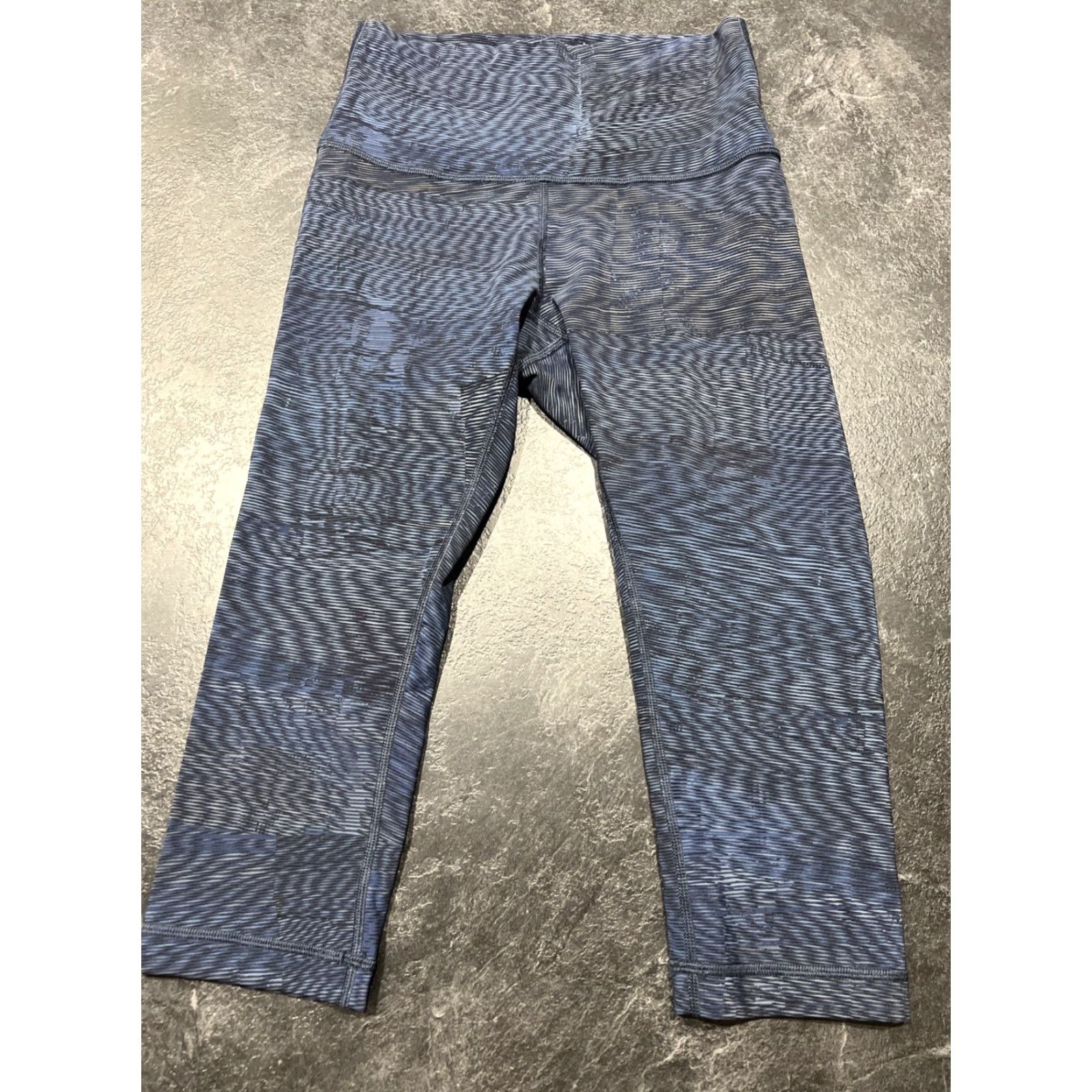 Lululemon Lululemon Capri Leggings Night Blue Striped Nylon Lycra Wide High Waist Regular Size 4 Womens Yoga Activewear Gym Size 27" / US 4 / IT 40 - 2 Thumbnail