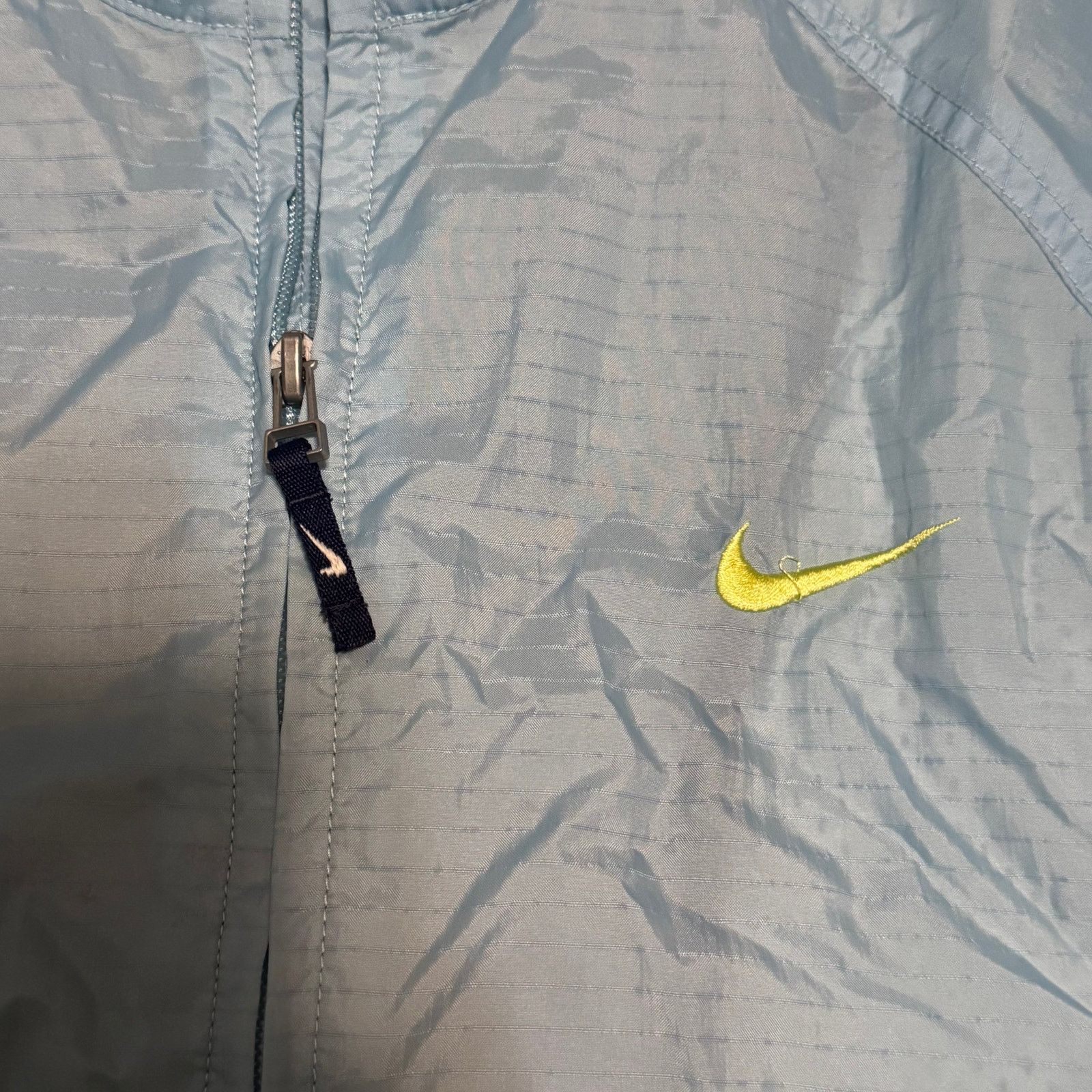 Nike Vintage Nike Windbreaker Jacket Womens Size Medium 90s Size M / US 6-8 / IT 42-44 - 3 Thumbnail