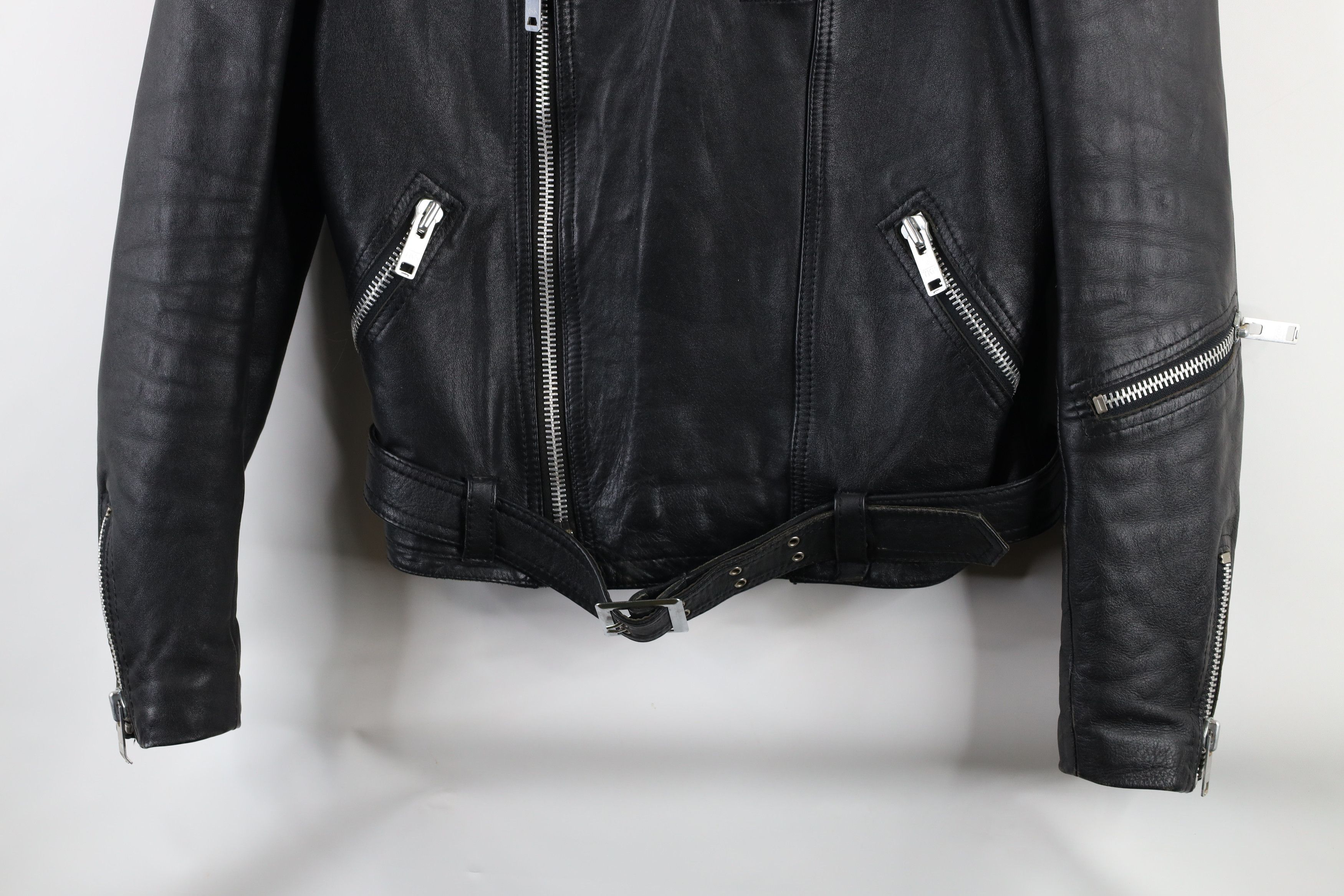 Vintage Vintage 70s Streetwear Belted Motorcycle Jacket Black Size US L / EU 52-54 / 3 - 3 Thumbnail