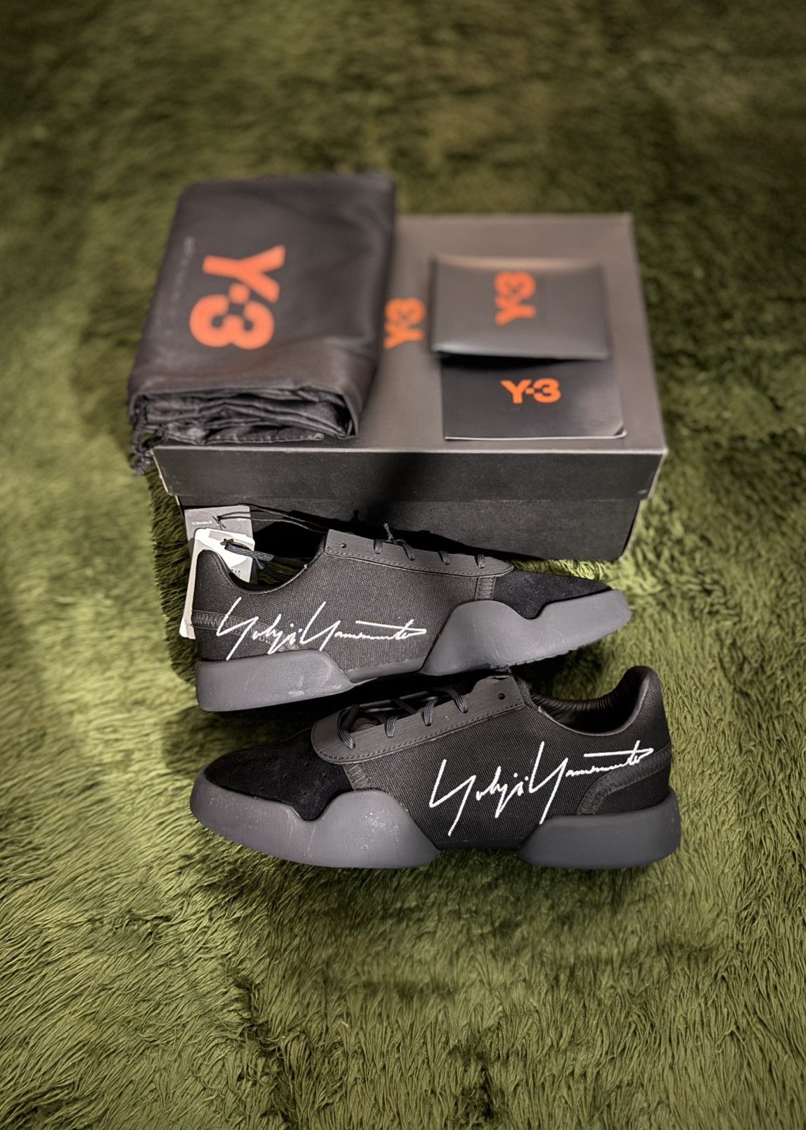 Y-3 [US 6] Y-3 Yohji Yamamoto YUNU Embroidered Logo Split-Toe Size US 6 / IT 36 - 1 Thumbnail