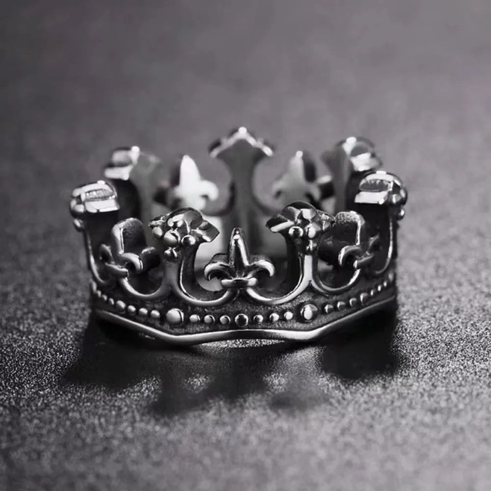 Jewelry × Vintage SIZE 10 Classic Retro Crown King Ring Ring Size ONE SIZE - 1 Thumbnail