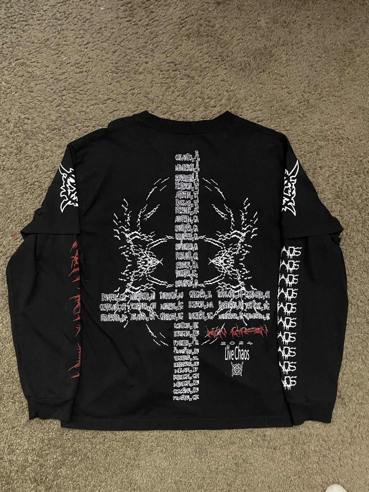 Ken Carson Ken Carson chaos tour long sleeve Size US M / EU 48-50 / 2 - 2 Thumbnail