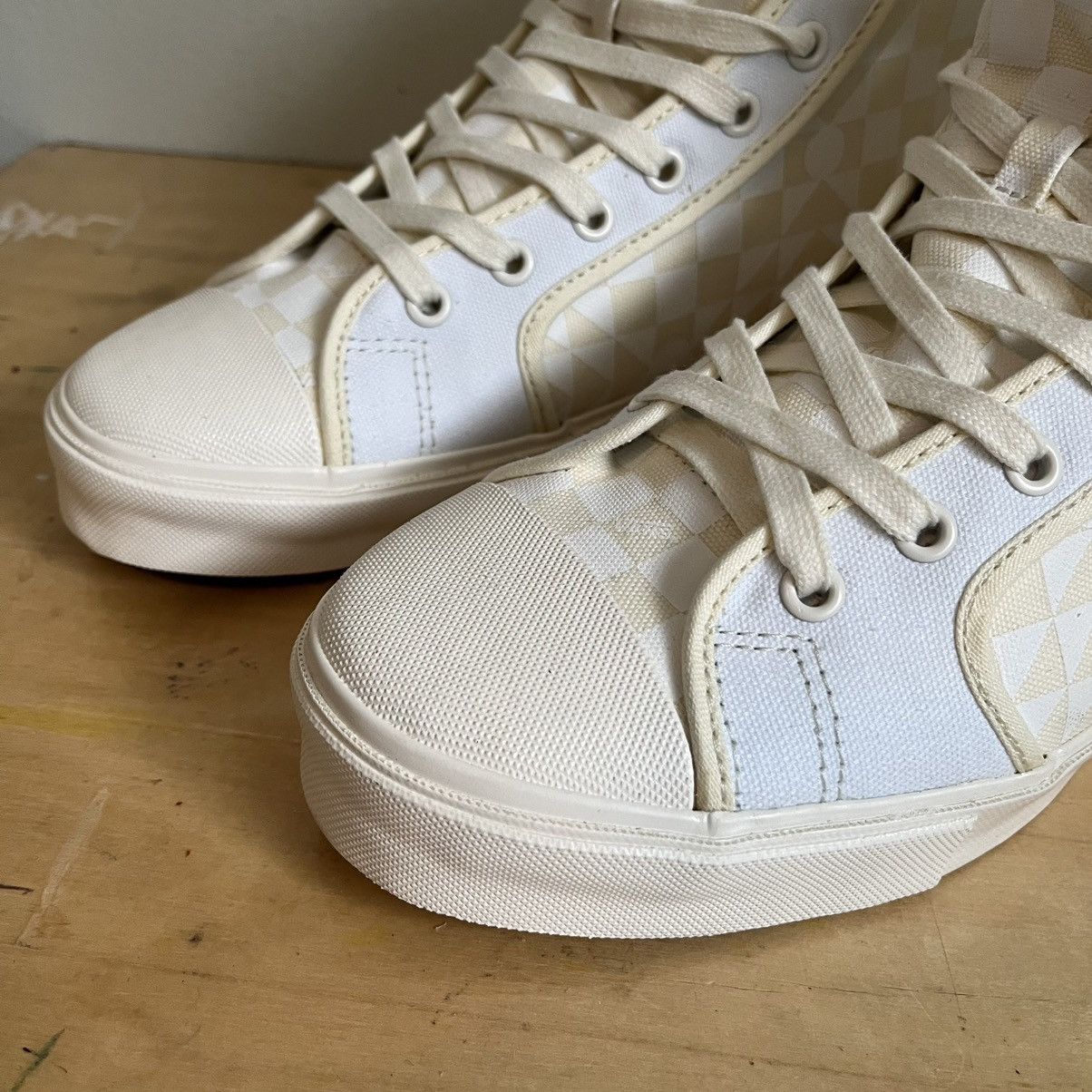 Vans Taka Hayashi OG Style 24 LX Size US 9 / EU 42 - 9 Thumbnail