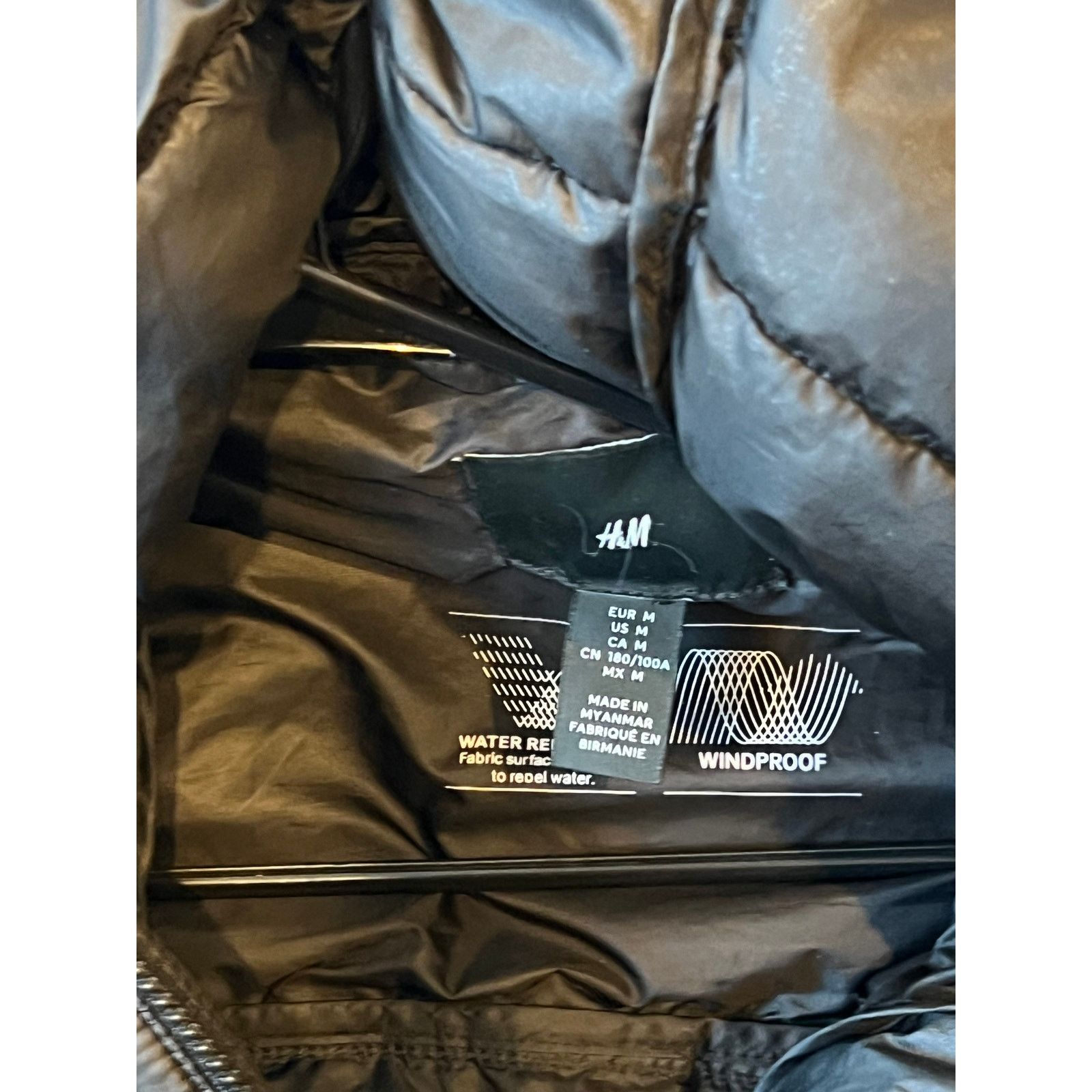 H&M H&M Black Water Resistant Windproof Puffy Womans M Size M / US 6-8 / IT 42-44 - 3 Thumbnail