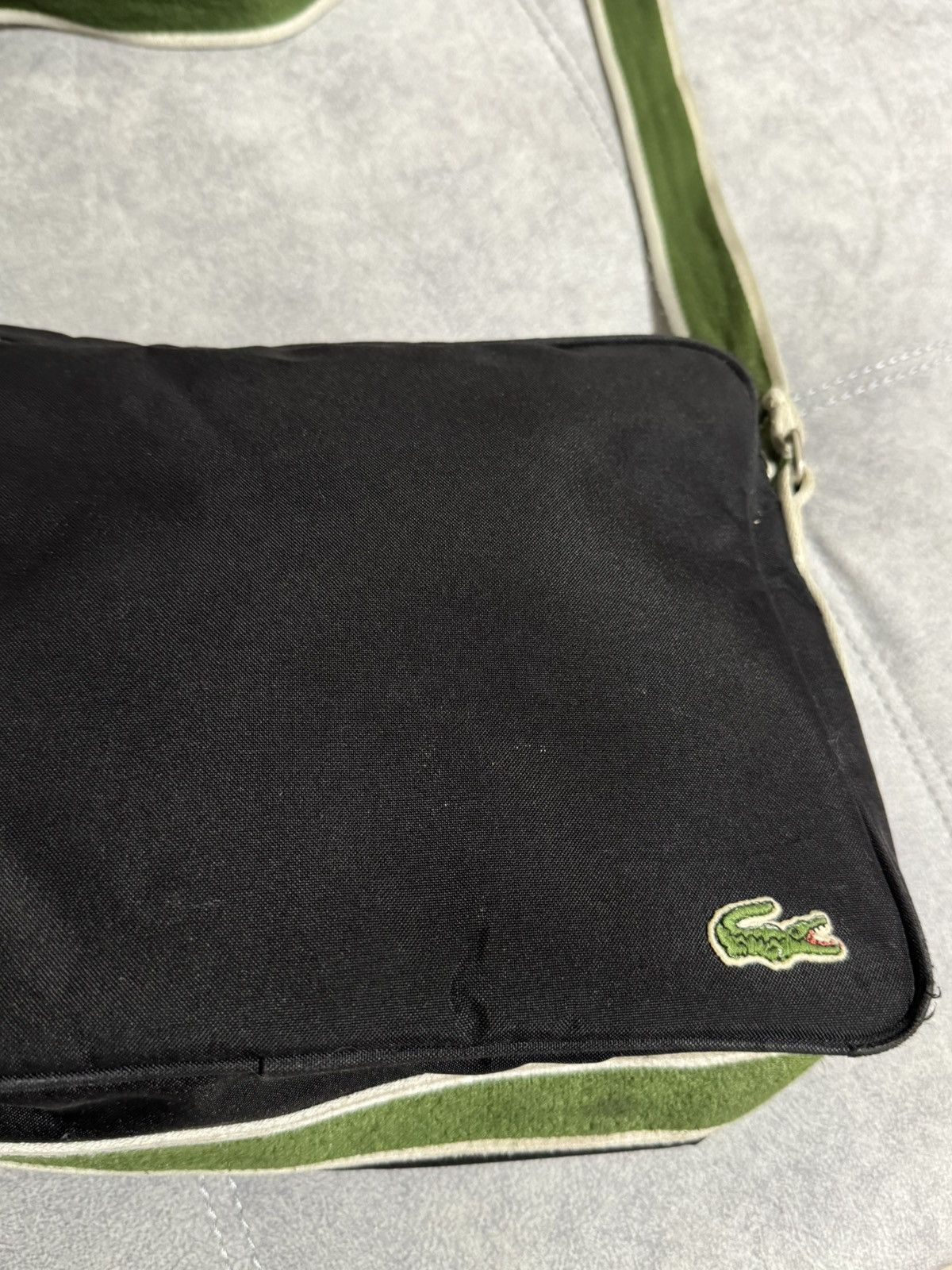 Lacoste Vintage Lacoste Y2K crossbody bag Size ONE SIZE - 7 Thumbnail