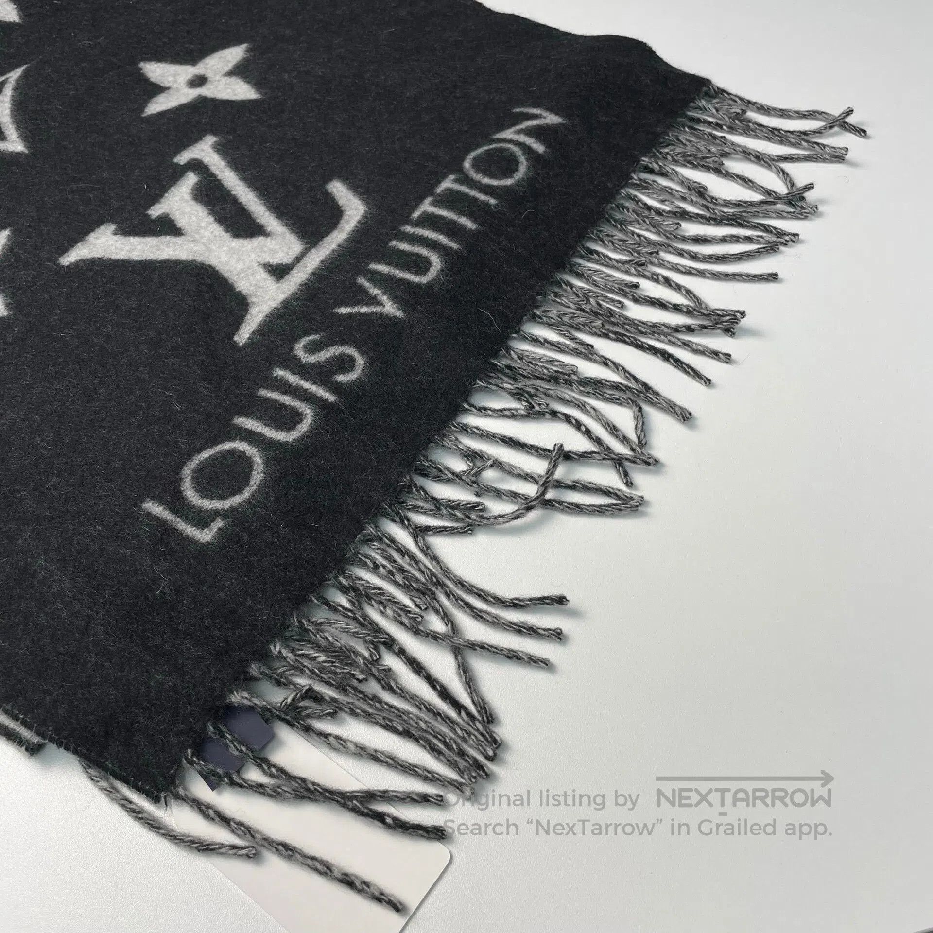 Louis Vuitton Louis Vuitton Black and Gray Printed Cashmere Double-sided Size ONE SIZE - 8 Thumbnail