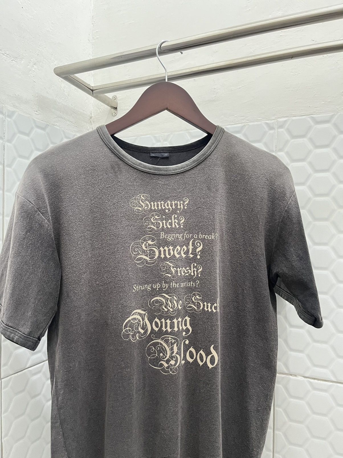 Band Tees Vintage Radiohead Sundfaded Thrashed Tee Size US S / EU 44-46 / 1 - 2 Thumbnail