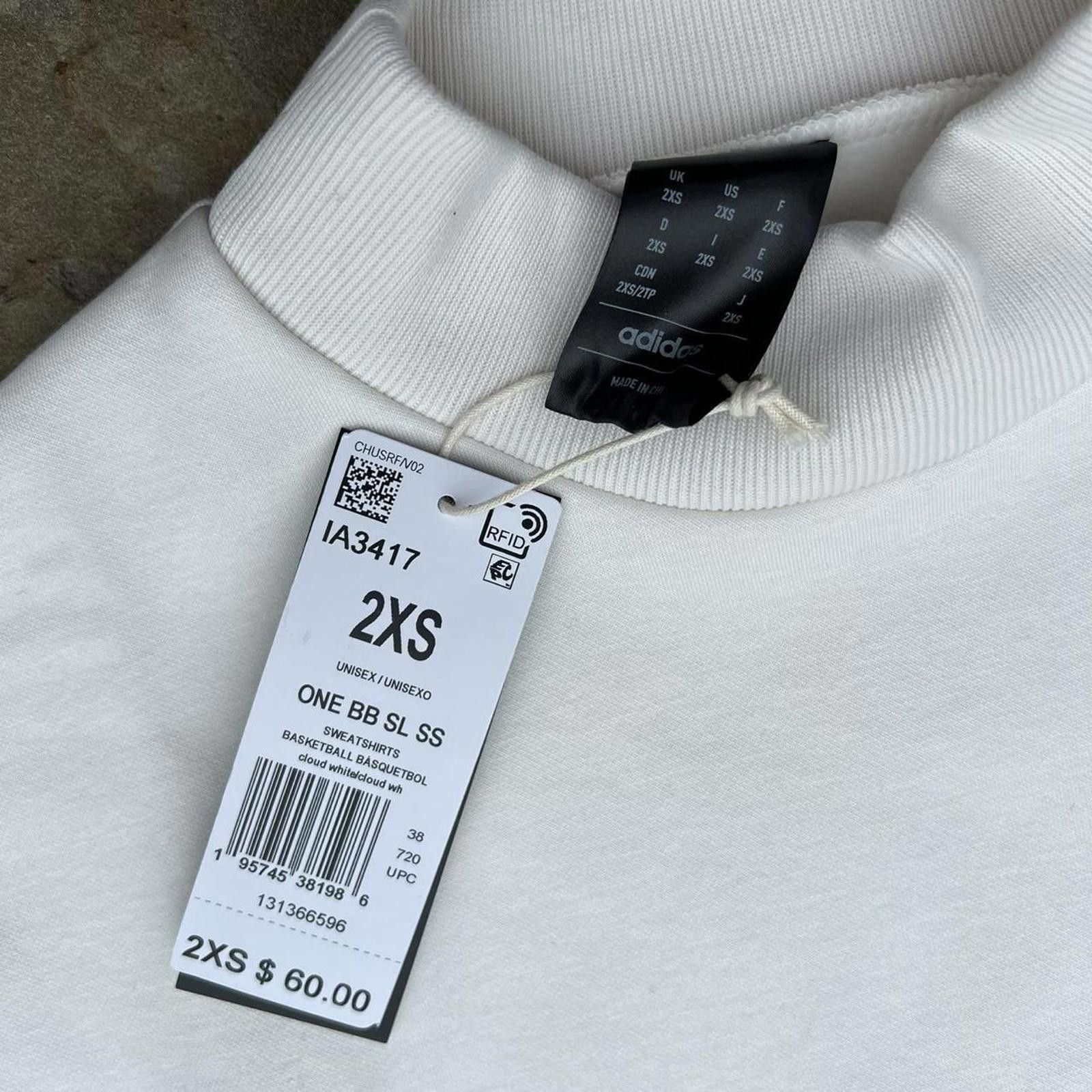 Adidas NWT Adidas Cream Mock Neck Sleeveless Raised Logo Sweatshirt Size XXS / US 00 / IT 34 - 3 Thumbnail