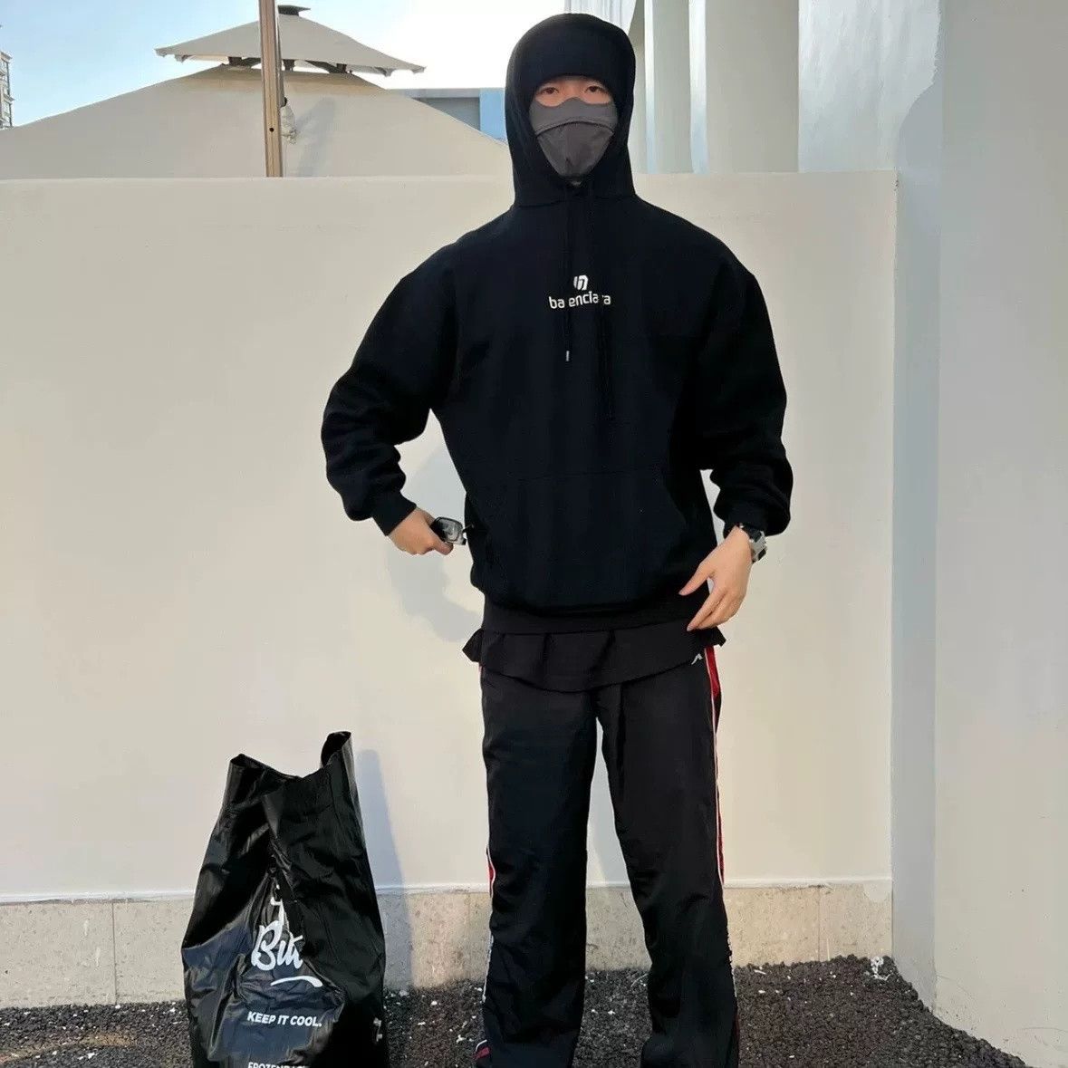 Balenciaga Balenciaga Soccer Embroidery Hoodie Size US XXS / EU 40 - 8 Thumbnail