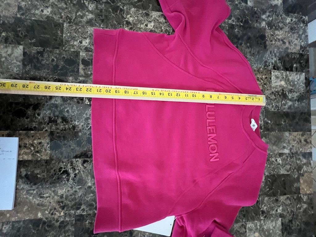 Lululemon LULULEMON SCUBA OVERSIZED PULLOVER PASSIONATE SIZE M/L NWT Size M / US 6-8 / IT 42-44 - 9 Thumbnail