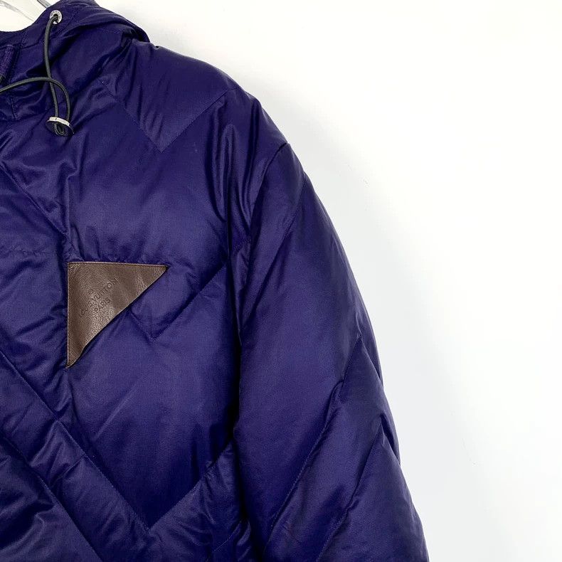 Louis Vuitton Louis Vuitton Dark blue reversible hooded drawstring zip d Size US M / EU 48-50 / 2 - 3 Thumbnail