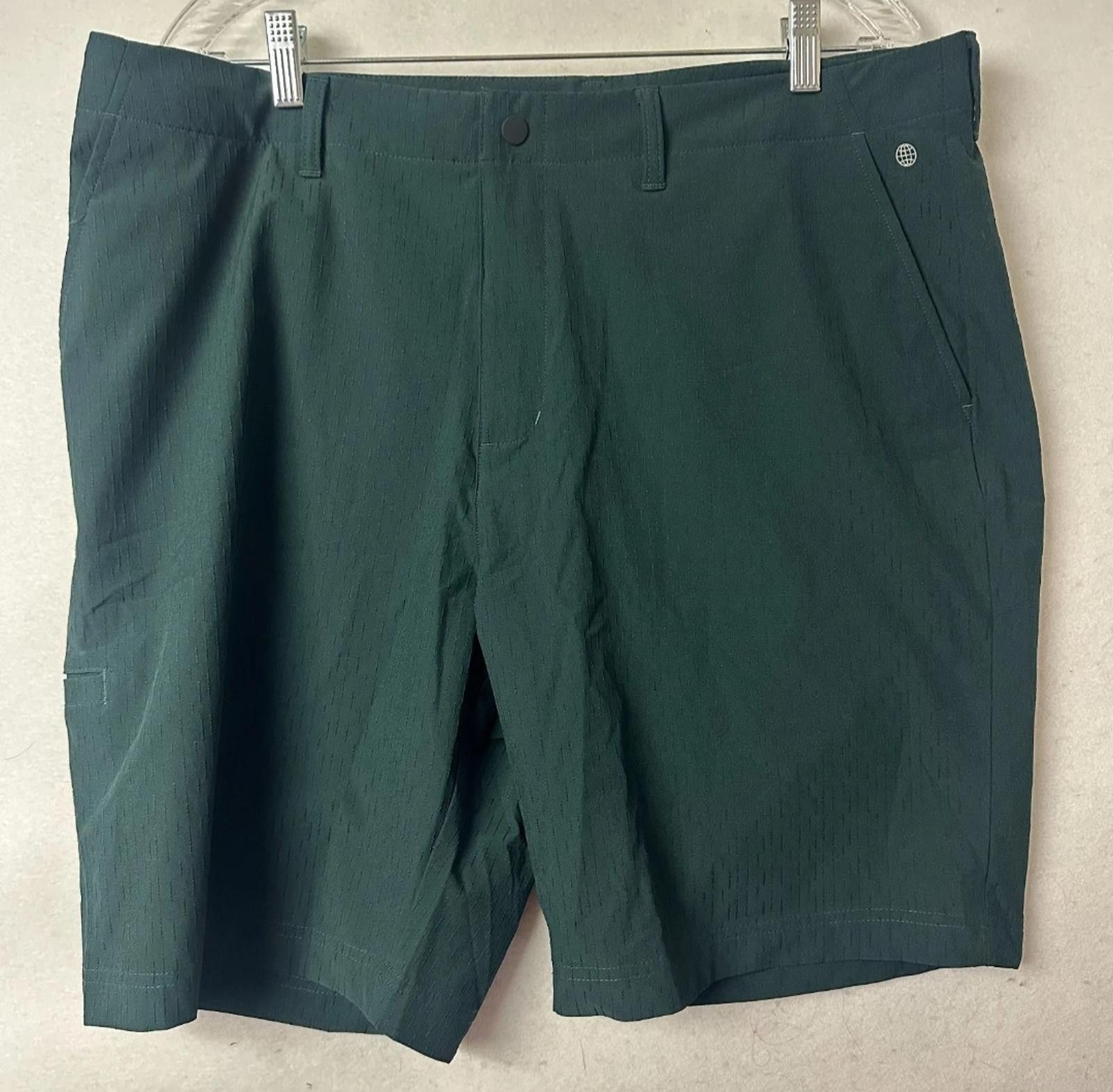 Adidas Adidas Men's Casual Shorts Size 42 Size US 42 / EU 58 - 1 Thumbnail