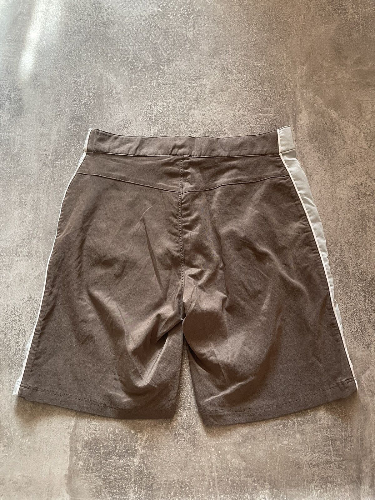 Nike × Vintage NEW Vintage Nike Shorts Swoosh Logo Y2K 90s Size US 33 - 7 Thumbnail