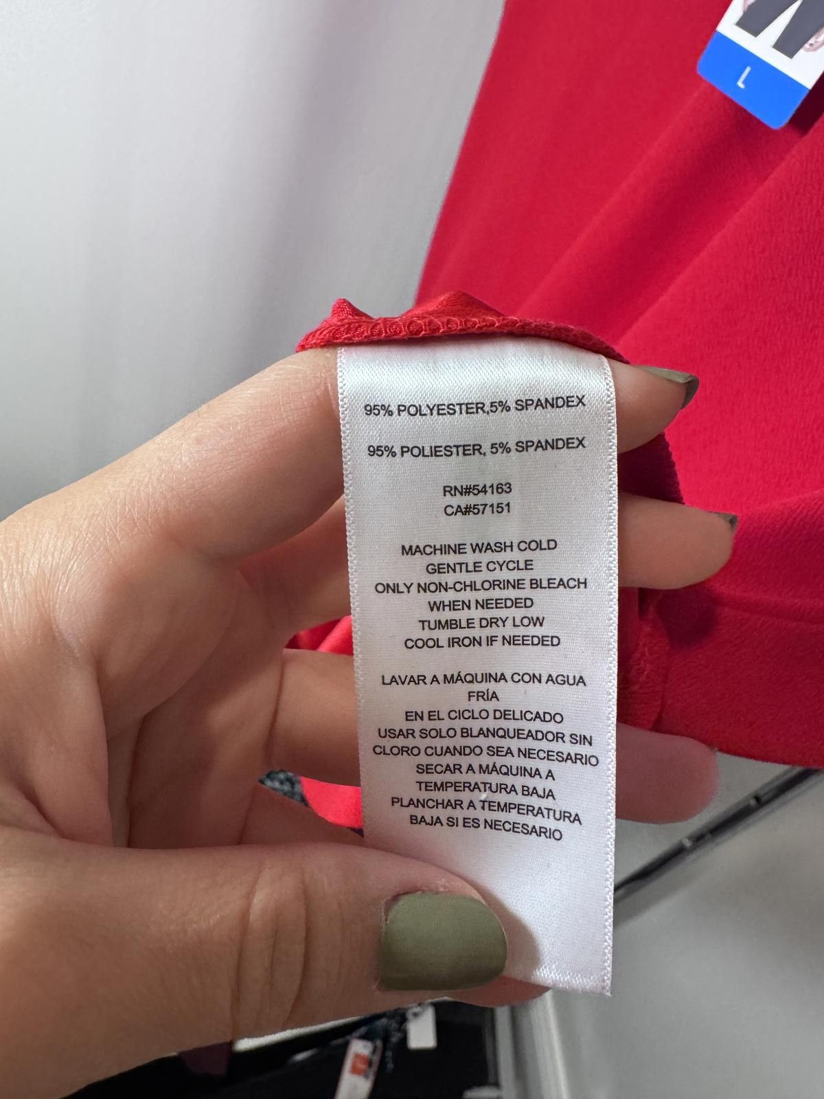 Andrew Marc Andrew Marc Women's Red Ruffle Sleeve V-Neck Top Size Large Size L / US 10 / IT 46 - 4 Thumbnail