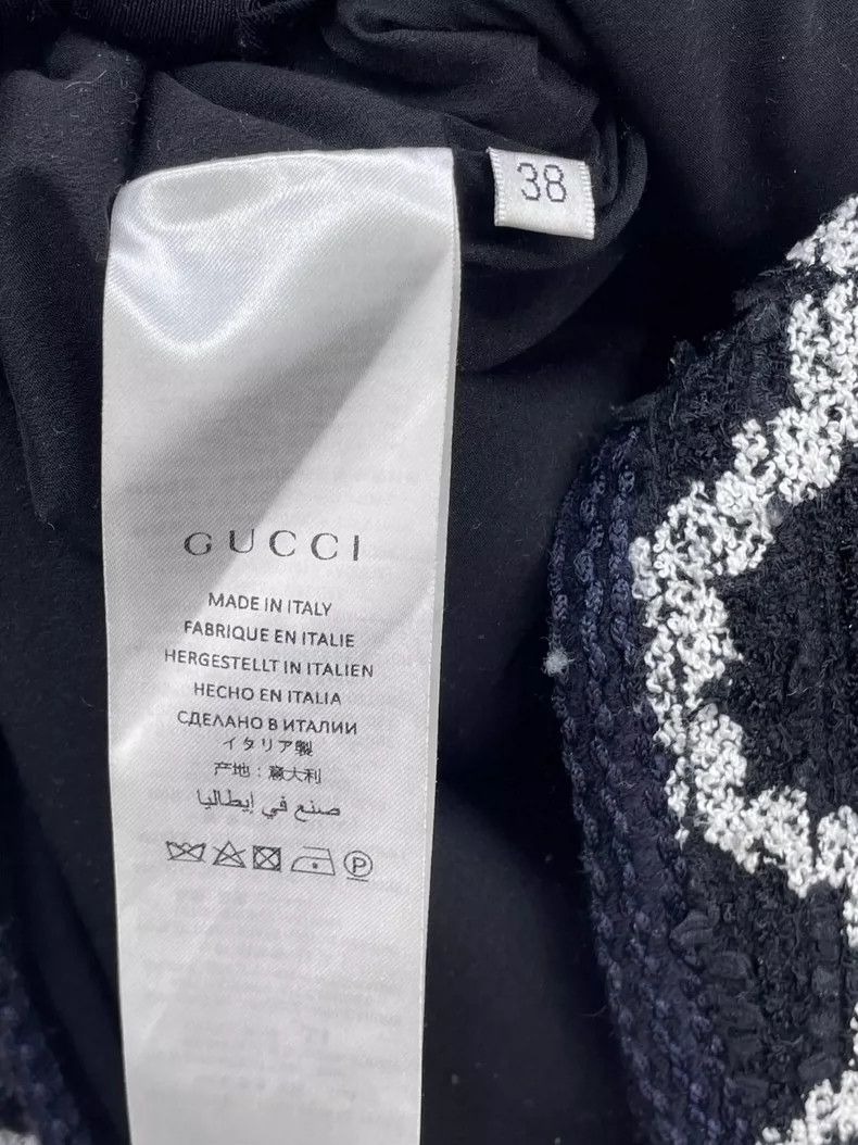 Gucci Gucci Black and white gold buttoned logo jacket 2504-Nextar Size XS / US 0-2 / IT 36-38 - 6 Thumbnail