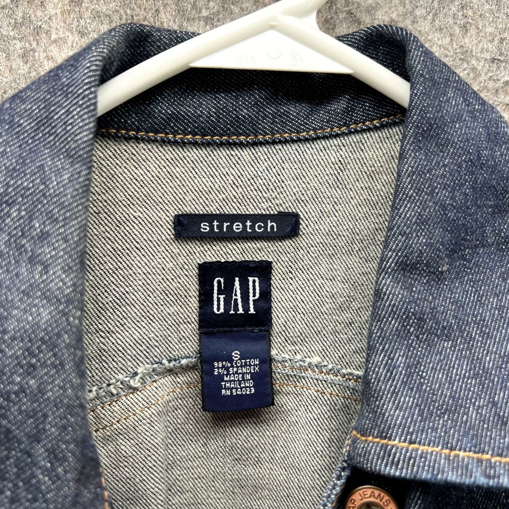 Gap Gap Denim Jacket Women Small Ladies Blue Indigo Vintage Trucker Button Down Vtg Stretch Size S / US 4 / IT 40 - 3 Thumbnail