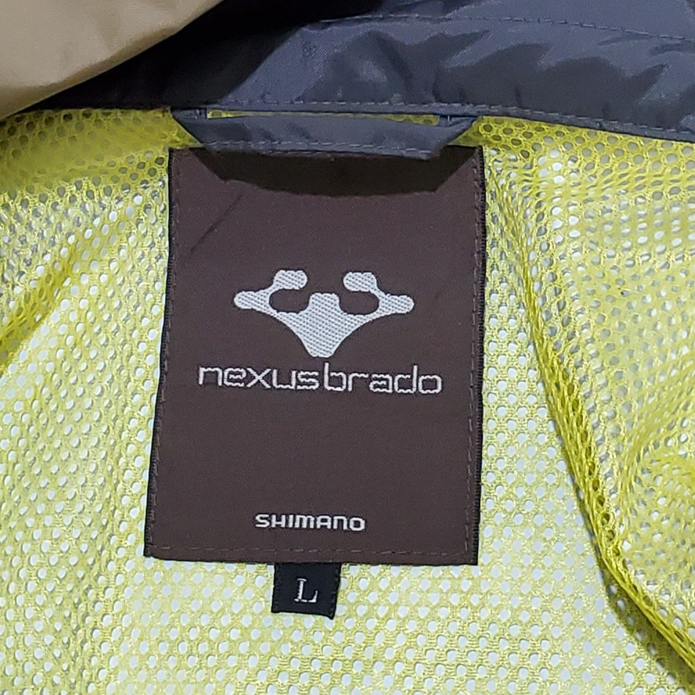 Other SHIMANO NEXUS BRADO Dryshield Fishing Jacket Size US L / EU 52-54 / 3 - 2 Thumbnail