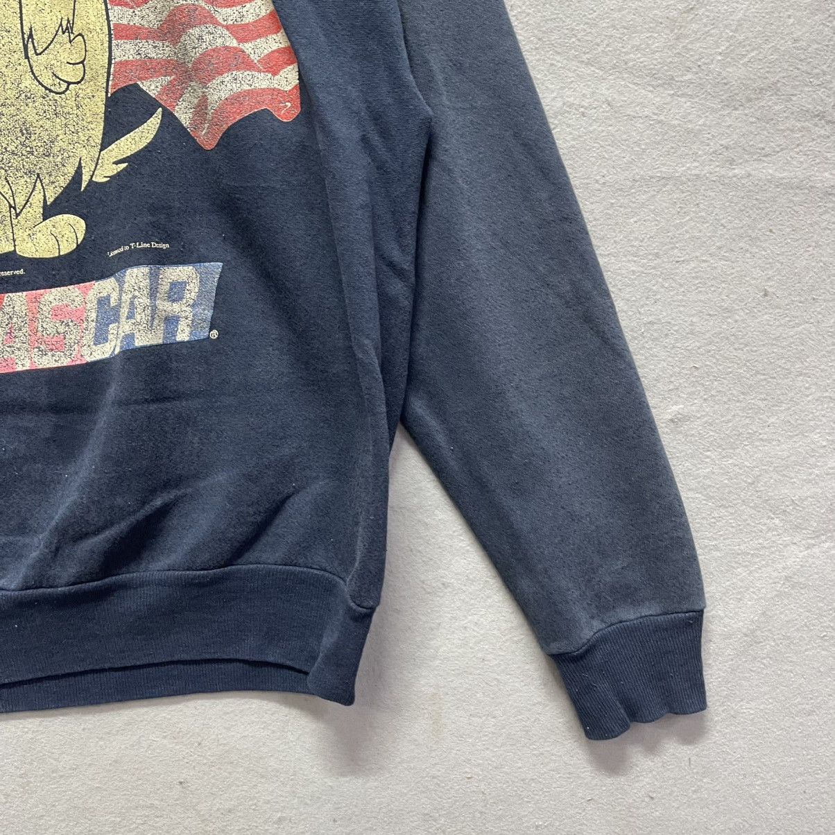 NASCAR Vintage 1994 Wacky Races × NASCAR Sweatshirt – Made in Japan Size US M / EU 48-50 / 2 - 5 Thumbnail