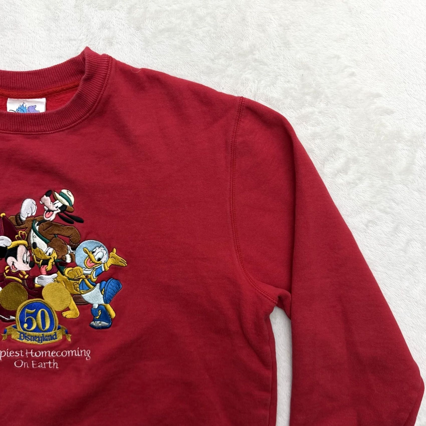 Vintage VINTAGE Disneyland Resort Sweatshirt Mens Large Red 50th Fleece Homecoming Size L / US 10 / IT 46 - 3 Thumbnail