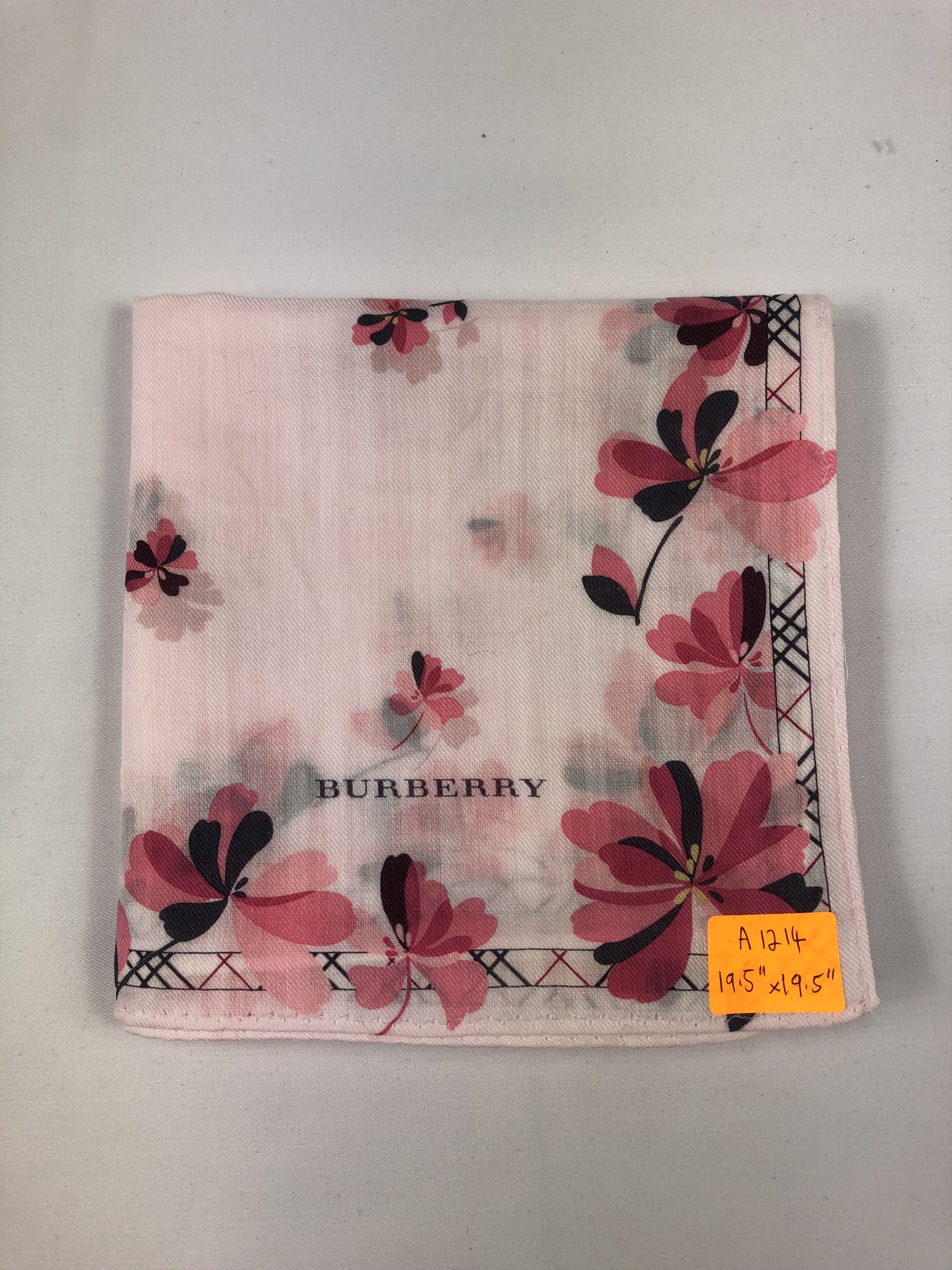 Burberry Burberry Handkerchief / Bandana / Neckerchief Size ONE SIZE - 6 Thumbnail