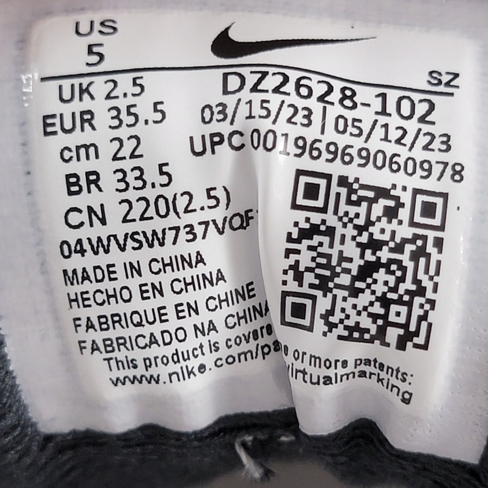 Nike WMNS NIKE AIR MAX 1 WHITE-BLACK-SUMMIT WHITE SZ 5 DZ2628-102 Size US 5 / IT 35 - 8 Thumbnail