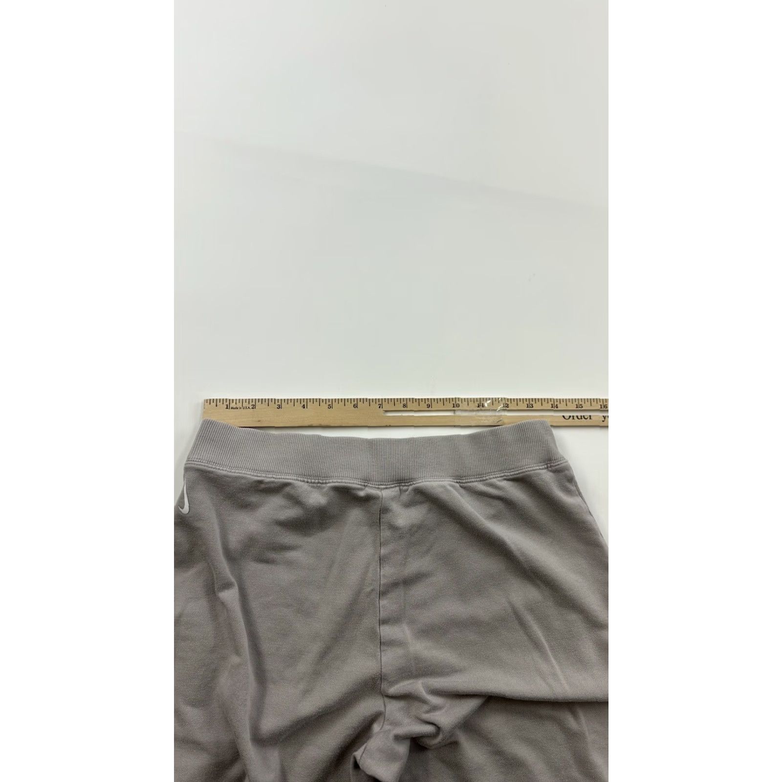 Nike Nike Pants Yoga Luxe Women S Small Gray Cropped Pull On Size 28" / US 6 / IT 42 - 7 Thumbnail