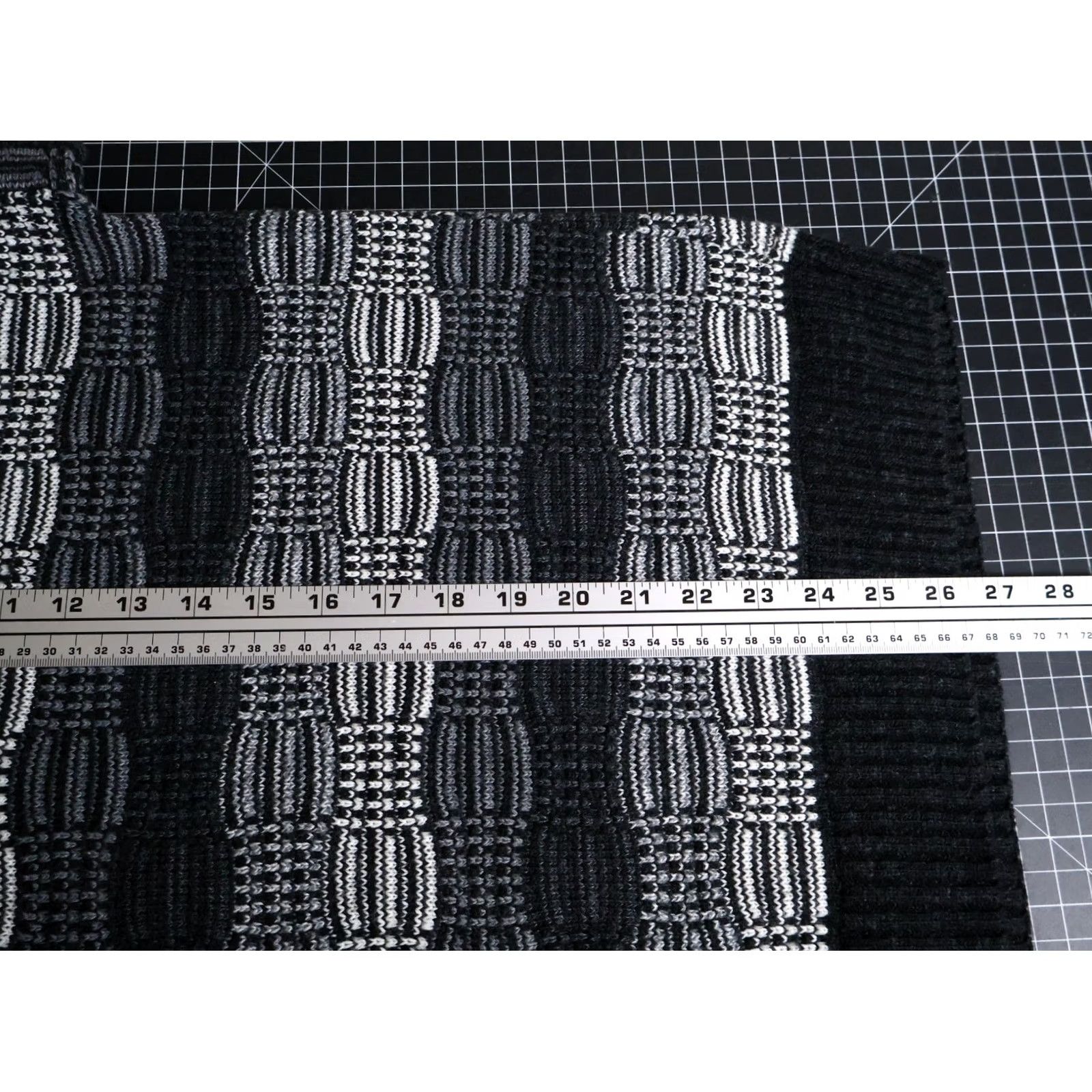 Vintage VINTAGE David Taylor Sweater Mens XL Gray Black Textured Stripe Knit USA Made VTG Size US XL / EU 56 / 4 - 6 Thumbnail