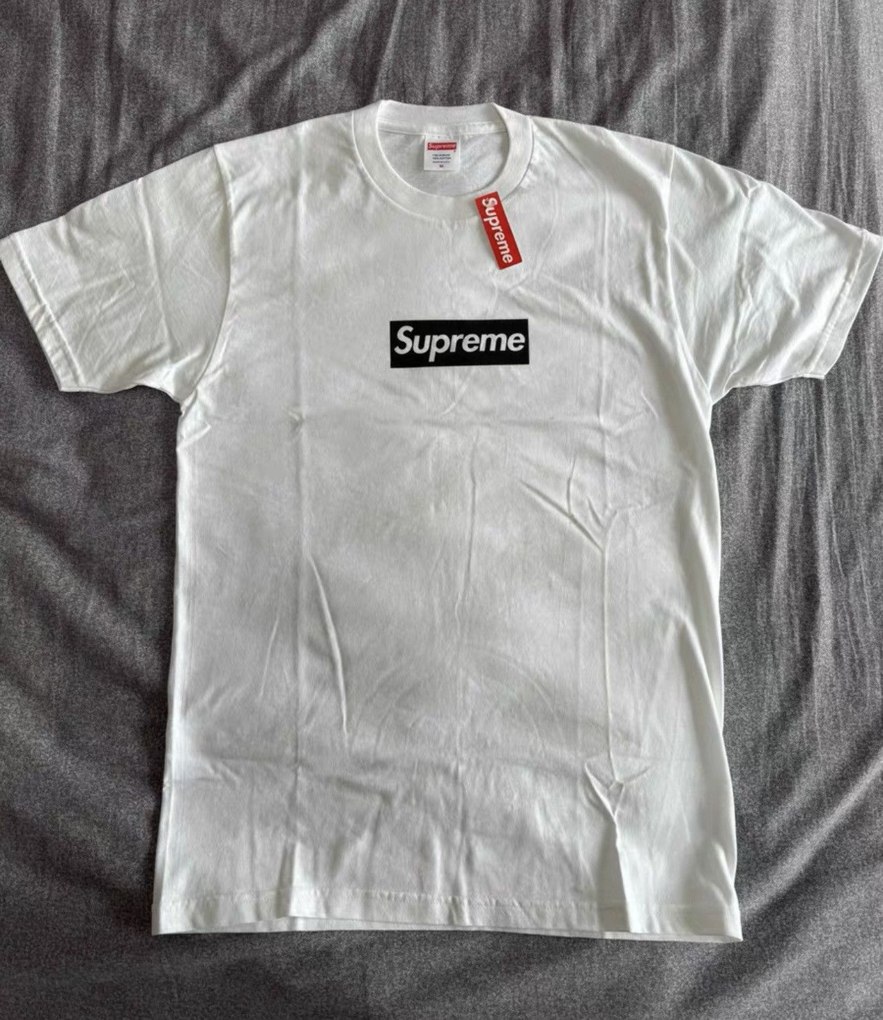 image of Supreme Paris Box Logo Tee Medium Dswt in White, Men's