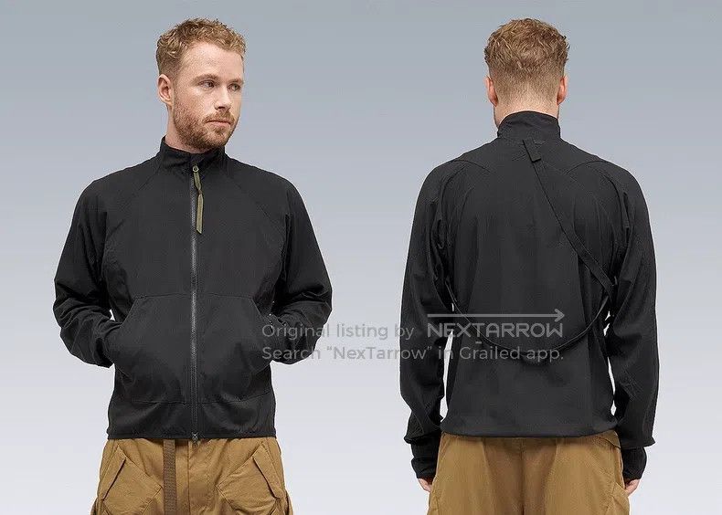 Acronym Acronym Lightweight nylon waterproof jacket Size US M / EU 48-50 / 2 - 6 Thumbnail