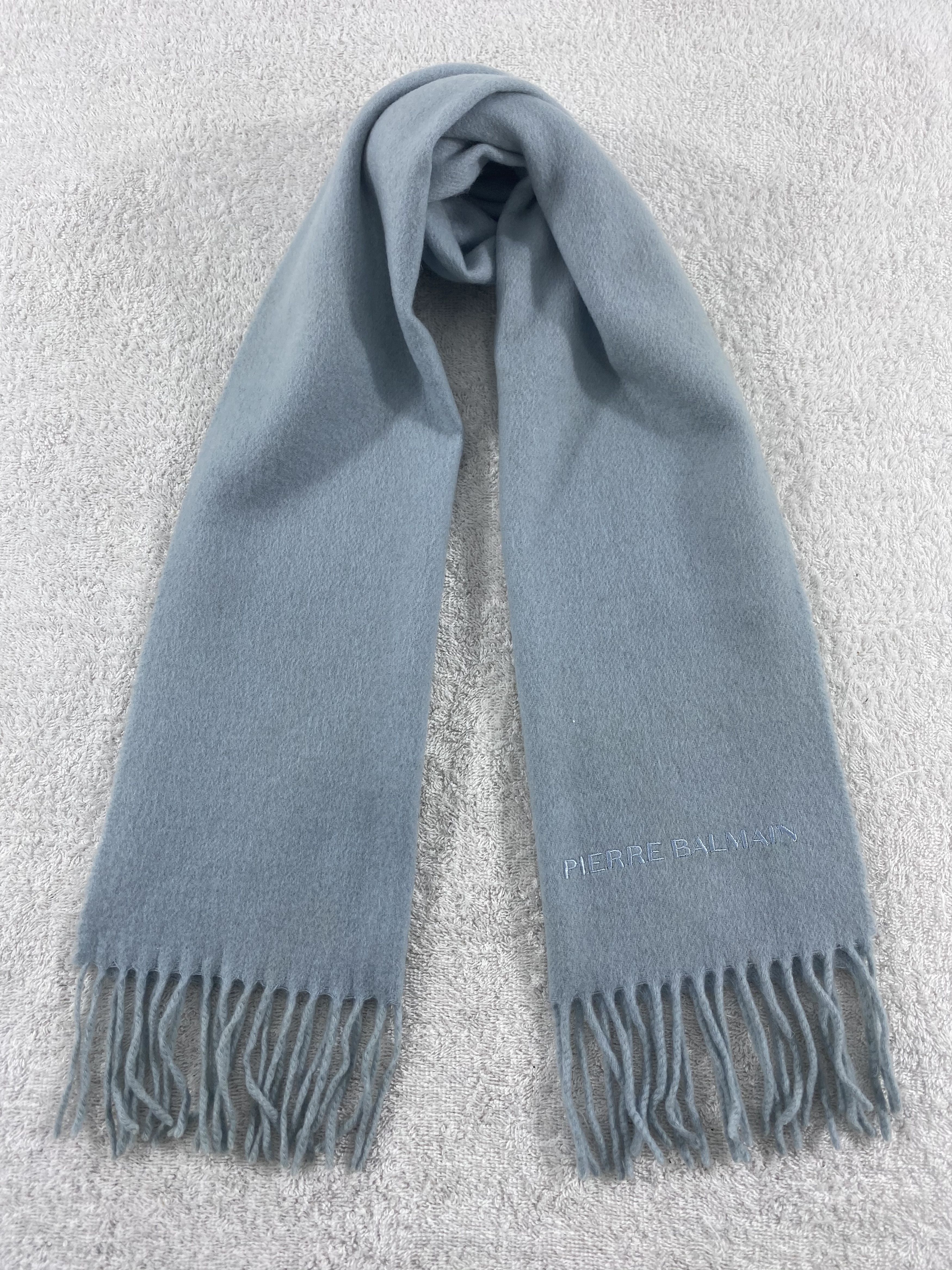 Vintage Pierre Balmain Scarf / Muffler / Neckwear - WW1694 Size ONE SIZE - 1 Thumbnail