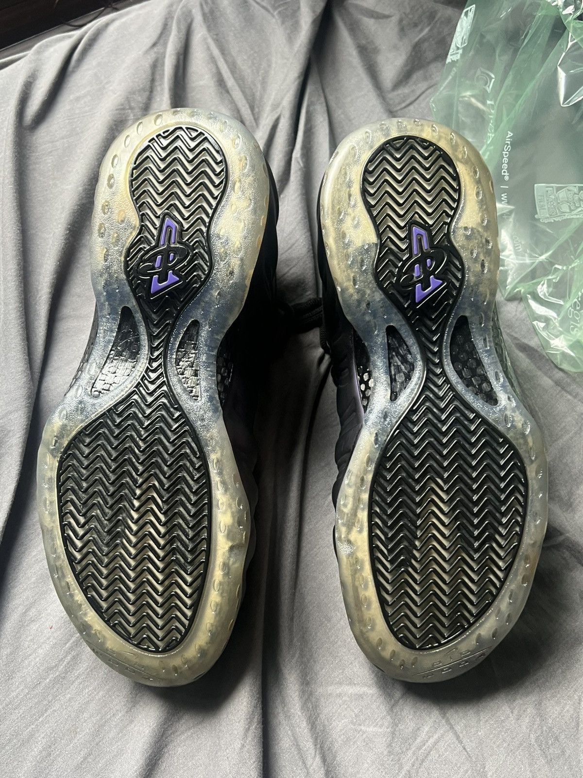 Nike Nike Eggplant Foamposite 2017 Size 12 Size US 12 / EU 45 - 5 Thumbnail