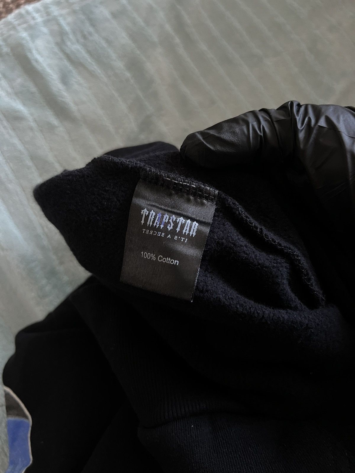 Anime Trapstar London Hunter Anime Big Logo Hoodie Y2K Size US M / EU 48-50 / 2 - 13 Thumbnail