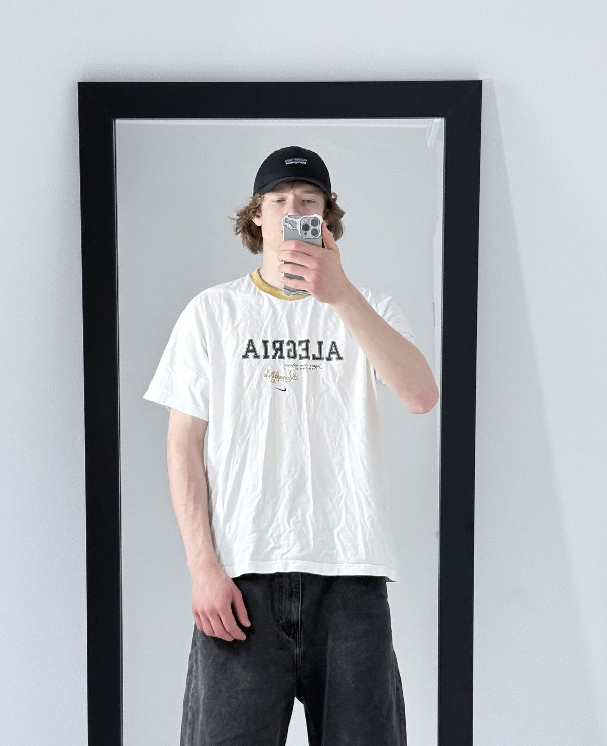 Nike Vintage Nike Y2K avantgarde streetwear oversize T-shirt Size US XL / EU 56 / 4 - 4 Thumbnail