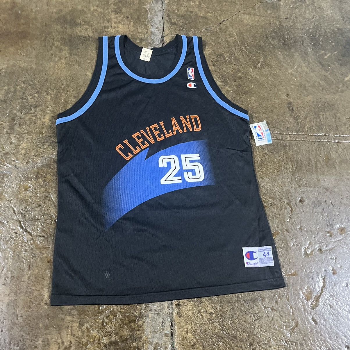 Champion × NBA × Vintage NWT Vintage Mark Price Cleveland Cavaliers Champion Jersey Size US L / EU 52-54 / 3 - 3 Thumbnail