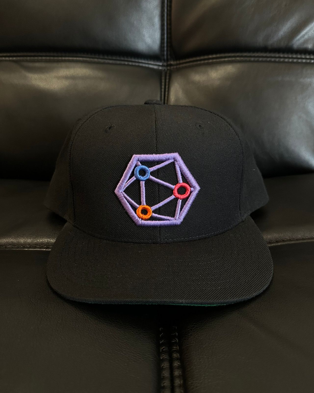 Other XYO Network Blockchain Cryptocurrency Snap Back Hat Black Size ONE SIZE - 2 Thumbnail