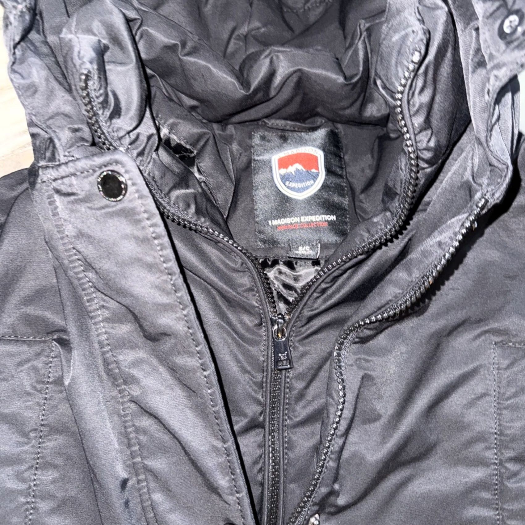 Madison VINTAGE 1 Madison Expedition Women's Insulated Hooded Parka Long Coat Jacket Sz Small Black Wool? Not given Size S / US 4 / IT 40 - 4 Thumbnail