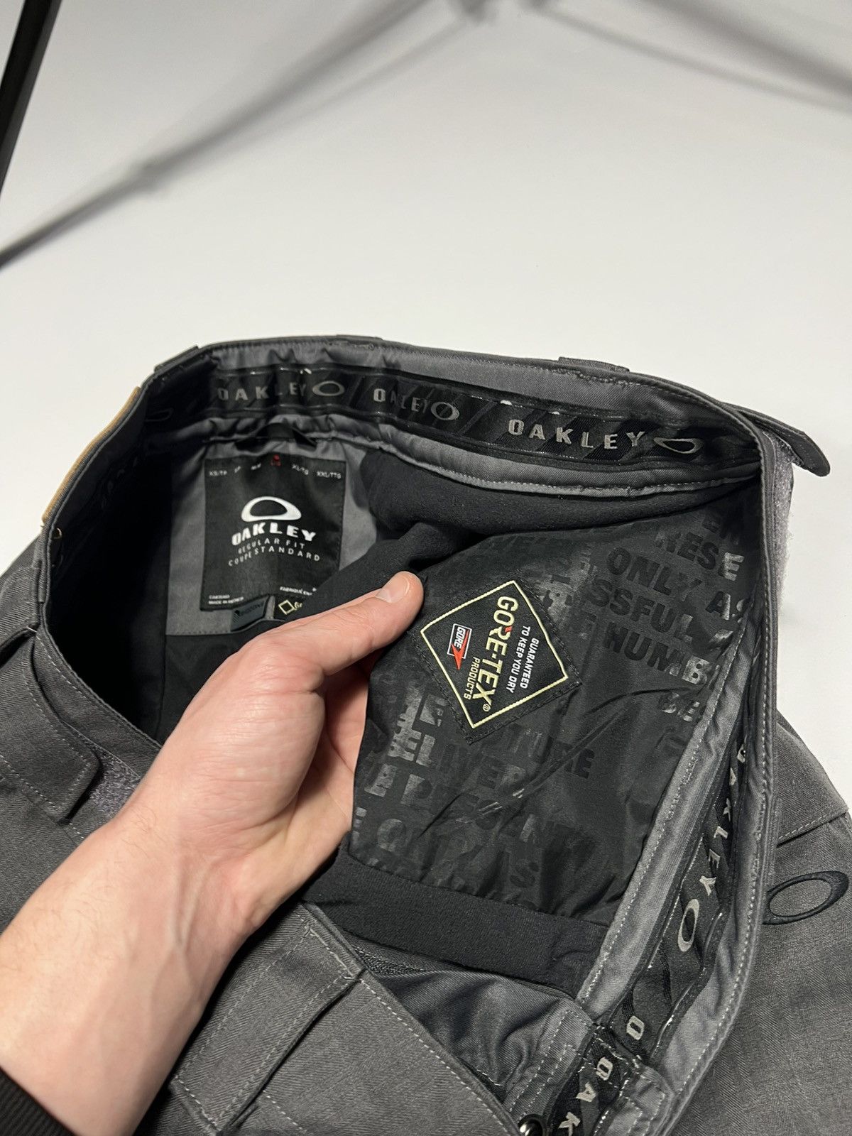 Oakley Vintage Oakley 90s Gore-Tex Ski Pants Size US 32 / EU 48 - 7 Thumbnail