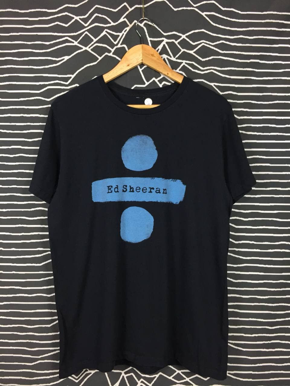 Band Tees × Vintage Ed Sheeran Divide Tour Concert Tee Size US L / EU 52-54 / 3 - 2 Thumbnail
