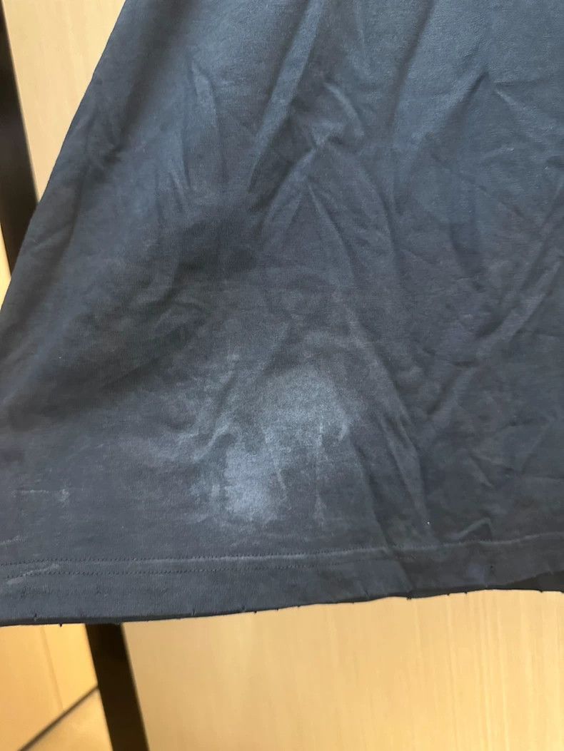 Balenciaga Balenciaga Distressed Loose Fit Short Sleeve T-Shirt Size US L / EU 52-54 / 3 - 5 Thumbnail