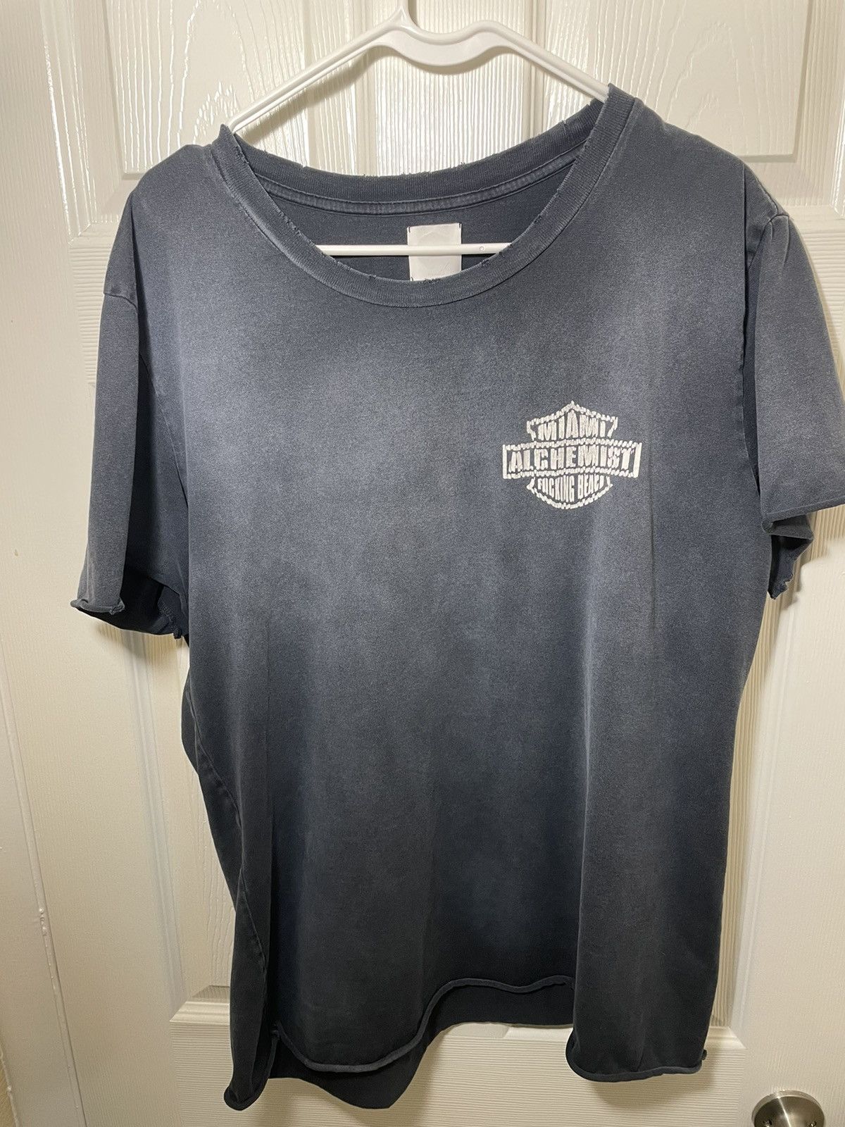 Alchemist Alchemist Miami fucking beach tee Size US L / EU 52-54 / 3 - 1 Thumbnail