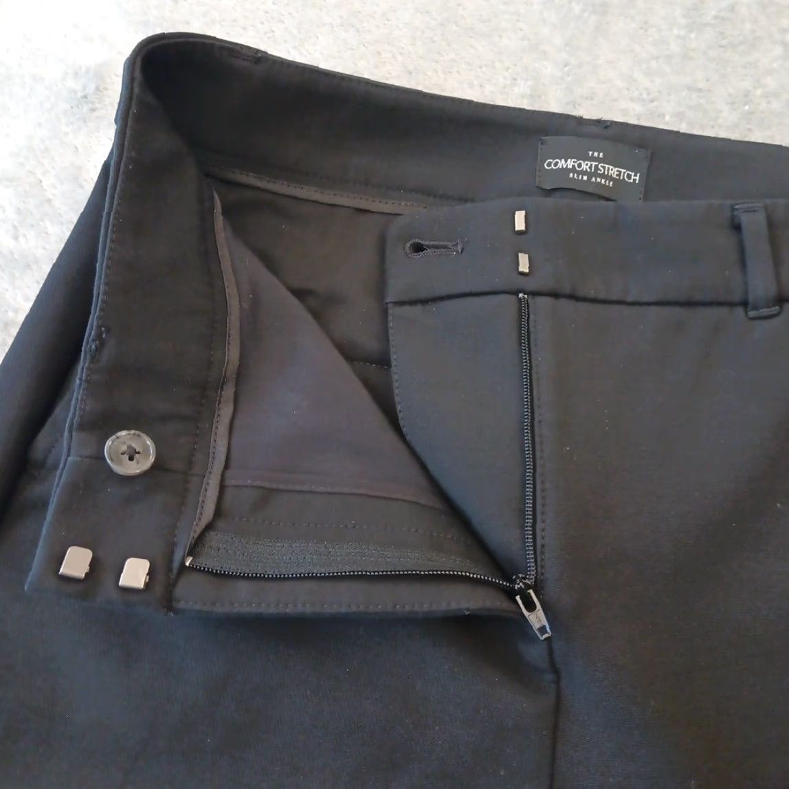 White House Black Market White House Black Market Slim Ankle Pants Womens 0 Short Black 27x24.5 Pants Womens Slim Ankle Black 27 Inseam 24.5 In Short 0 XS? Size 25" / US 0 / IT 36 - 5 Thumbnail