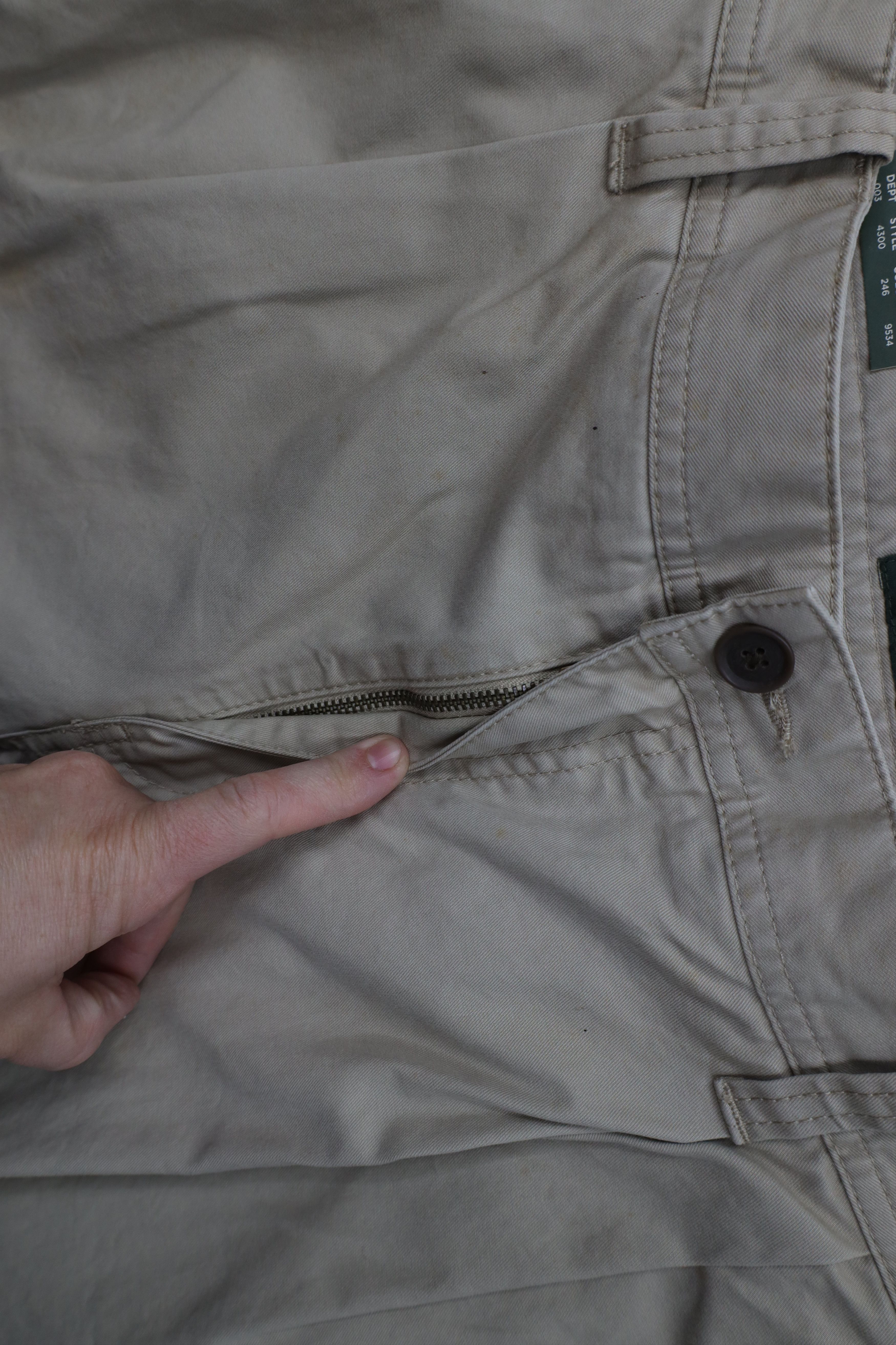 Eddie Bauer Deadstock Vintage Eddie Bauer Pleated Wide Leg Chino Pants Size US 36 / EU 52 - 7 Thumbnail