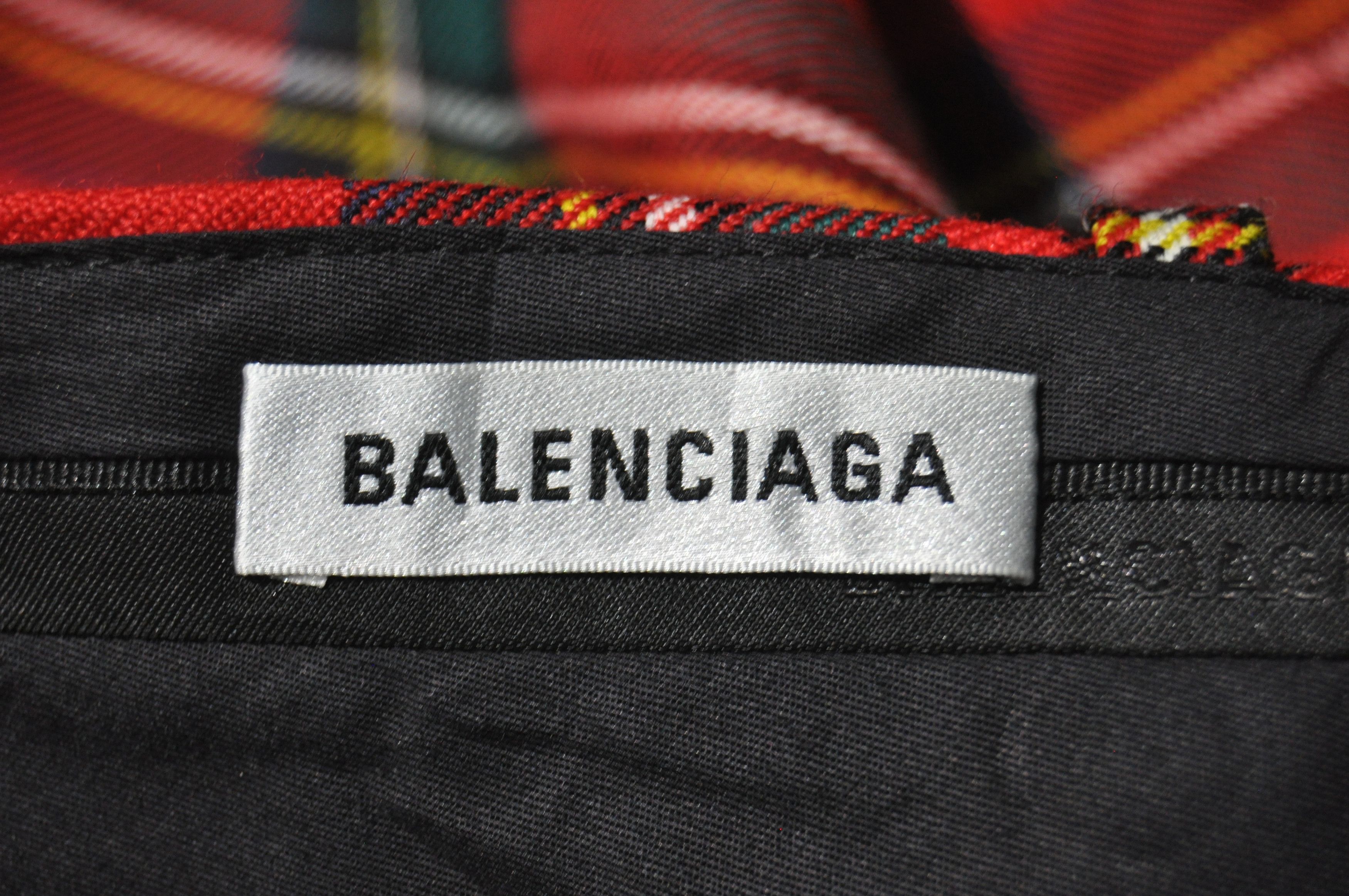 Balenciaga Balenciaga - DG - S/S 18 - Convertible Tartan Pants Size 26" / US 2 / IT 38 - 8 Thumbnail