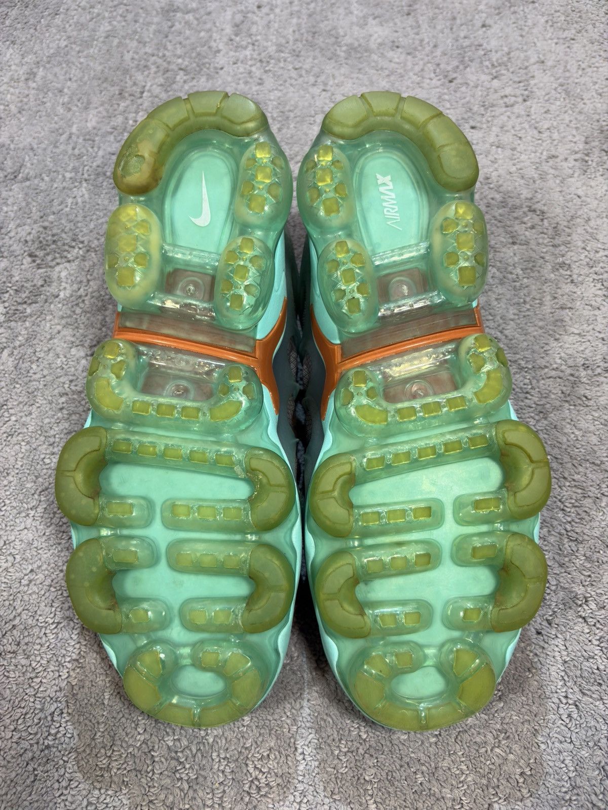 Nike Nike Air Vapormax Plus White Aurora Green 924453-107 Size US 10.5 / EU 43-44 - 10 Thumbnail