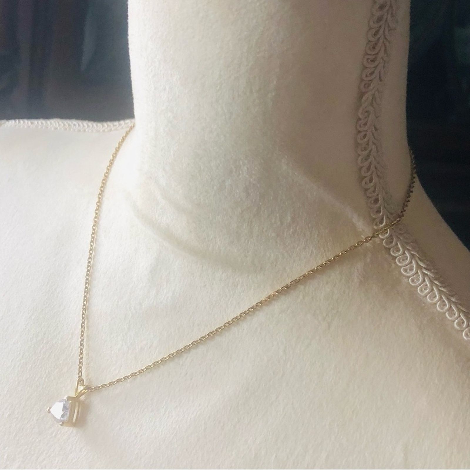 Vintage Vintage prong set triangle clear cubic zirconia necklace Size ONE SIZE - 9 Thumbnail