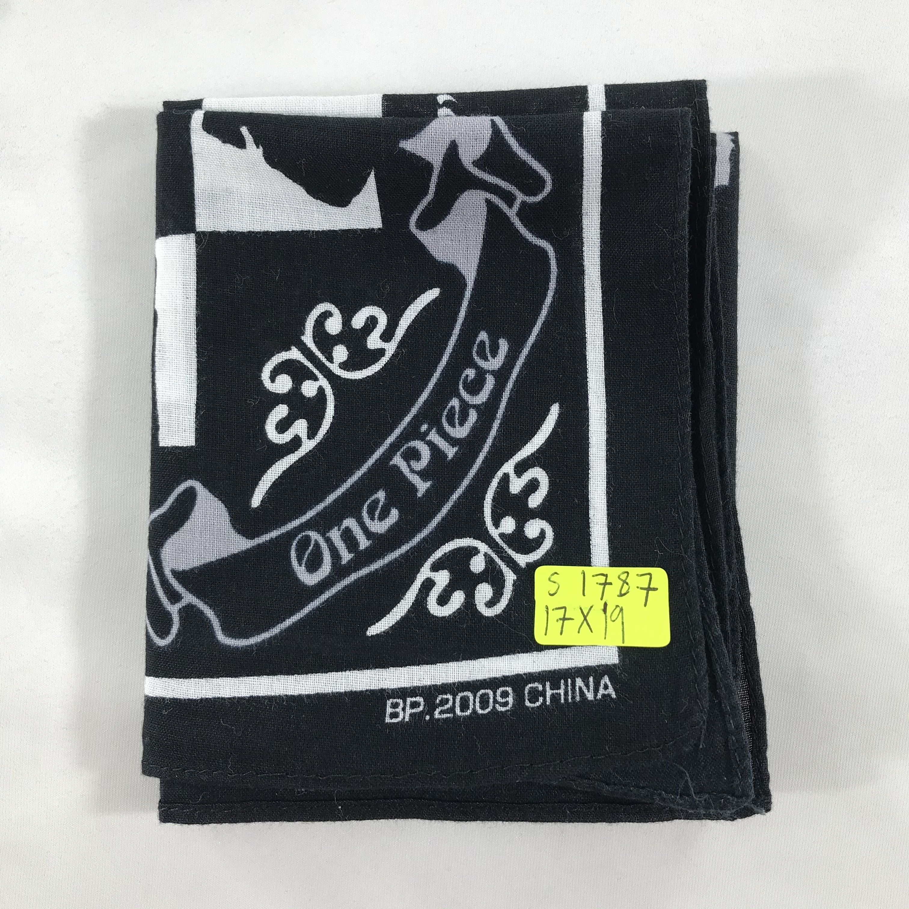 One Piece × Vintage One Piece Bandana / Handkerchief / Neckerchief - S1787 Size ONE SIZE - 4 Thumbnail